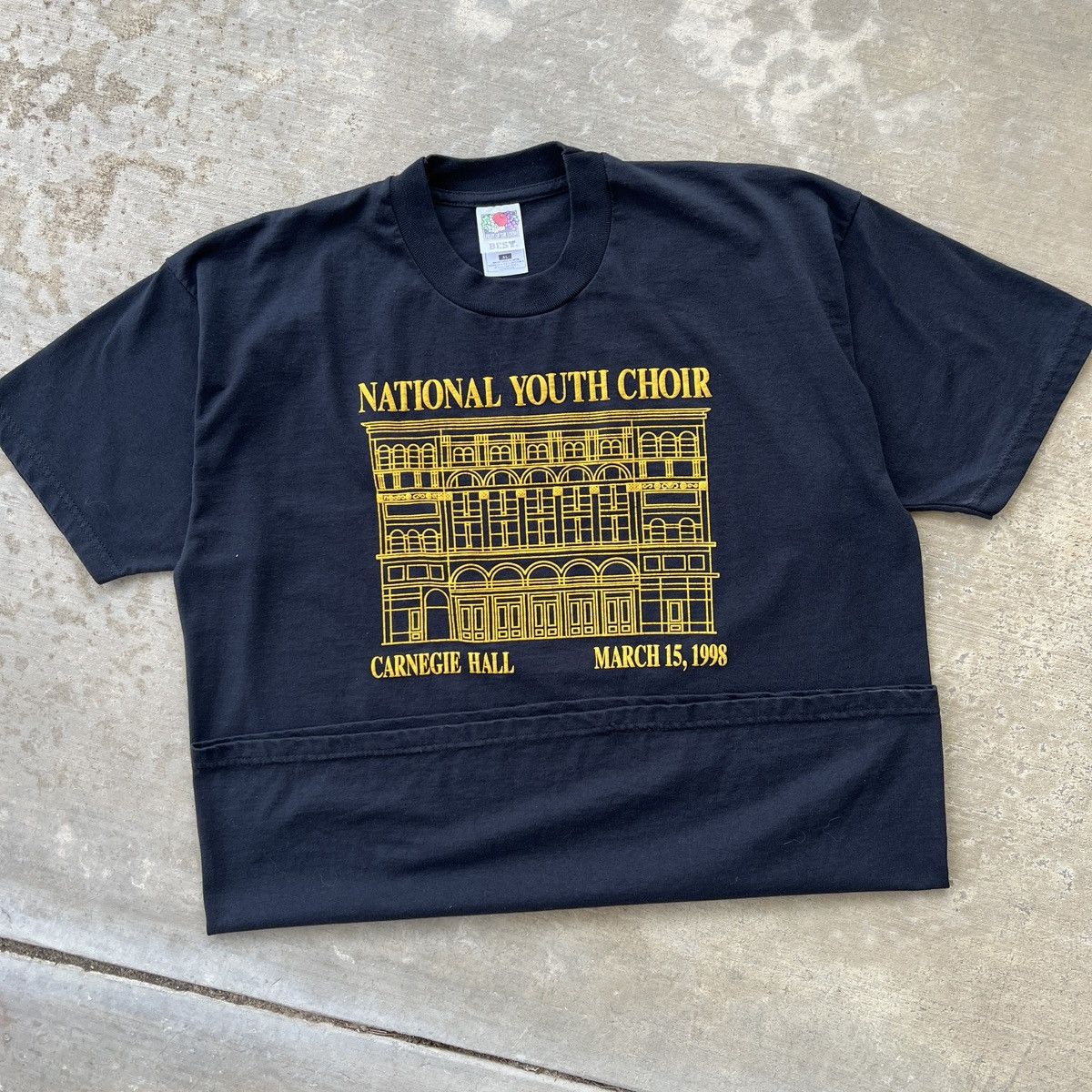 Other Vintage 1998 Carnegie Hall Tee Size US XL / EU 56 / 4 - 1 Thumbnail