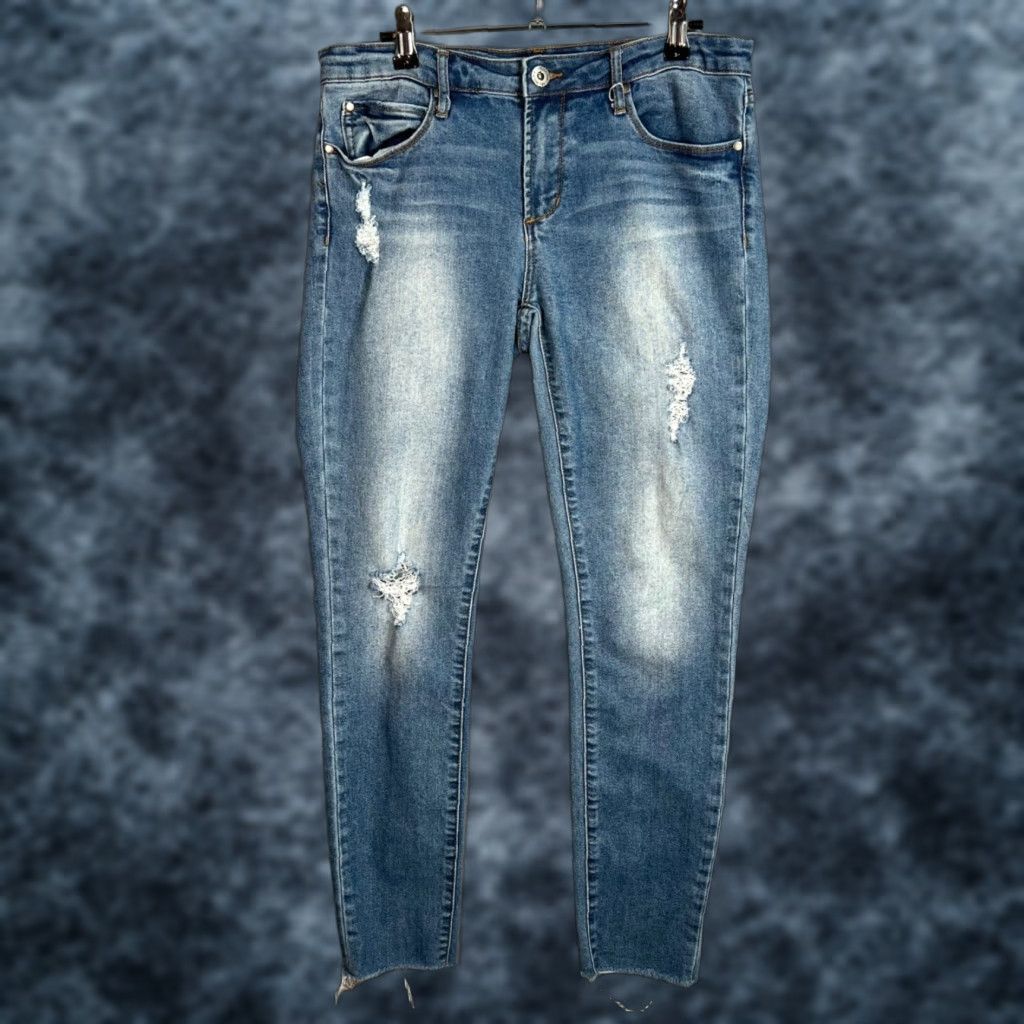 Vintage Articles Of Society Jeans Distressed Light Wash Skinny Size 29 Cotton Blend Size 29" - 1 Thumbnail