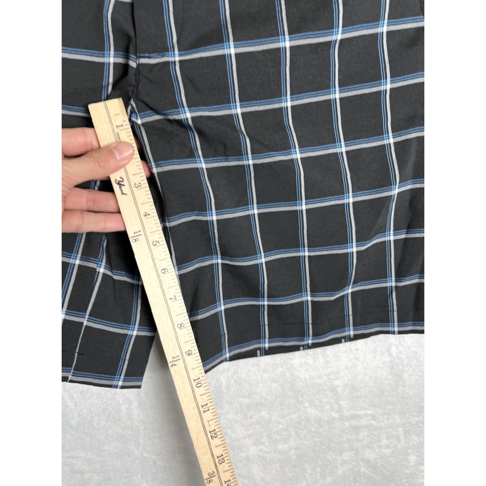 Vintage Snake Eyes Shorts Mens 30 Black Plaid Chino Flat Front Stretch Casual Golf 30in Waist Regular Inseam 10in Size US 30 / EU 46 - 2 Thumbnail