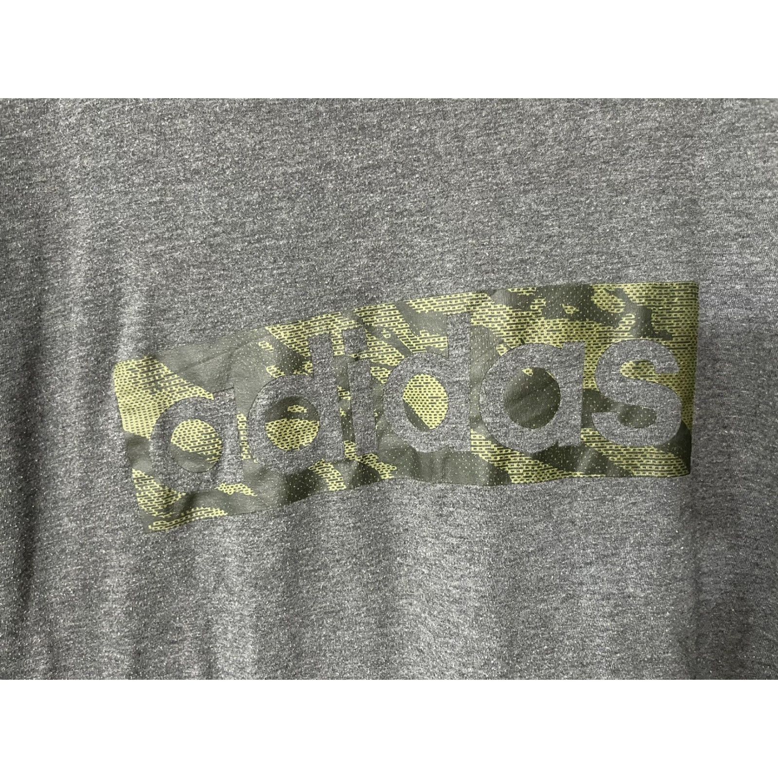 Adidas Adidas The Go-To Tee Shirt Gray Camo Logo Short Sleeve Medium Mens Size US M / EU 48-50 / 2 - 2 Thumbnail