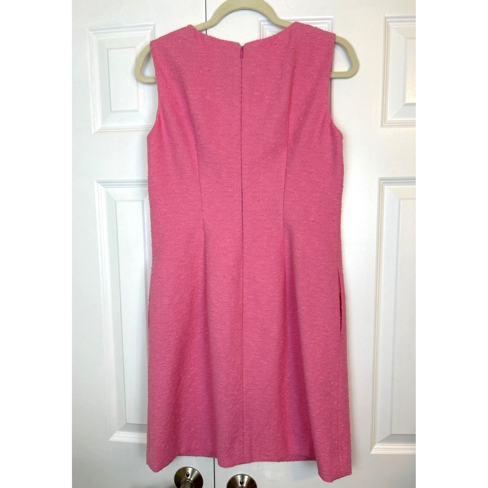 Carolina Herrera Carolina Herrera Boucle Sleeveless Shift Dress in Candy Pink Size S / US 4 / IT 40 - 3 Thumbnail