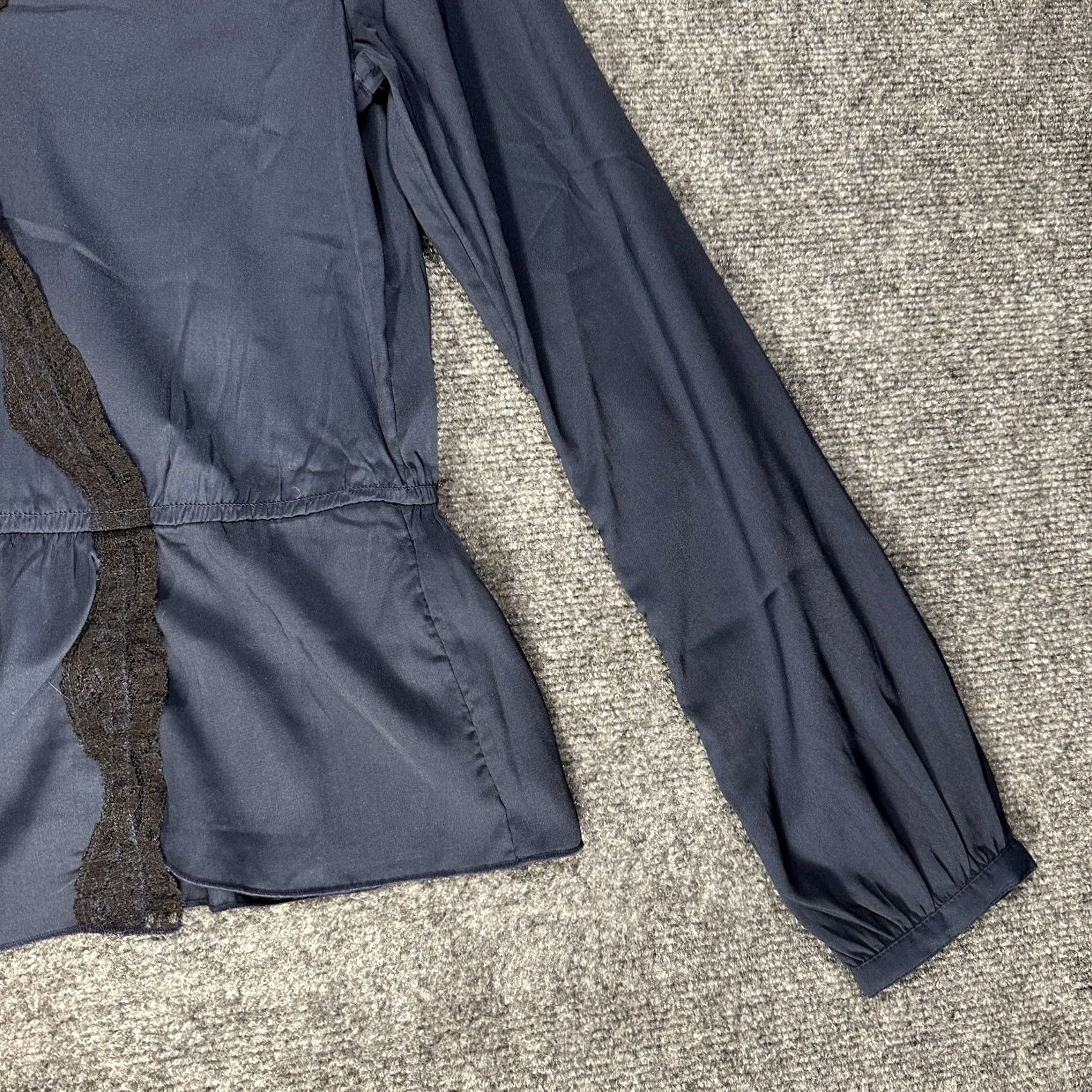Abercrombie & Fitch Abercrombie & Fitch Blouse Womens S Navy Blue Faux Wrap Long Sleeve V Neck Size S / US 4 / IT 40 - 3 Thumbnail