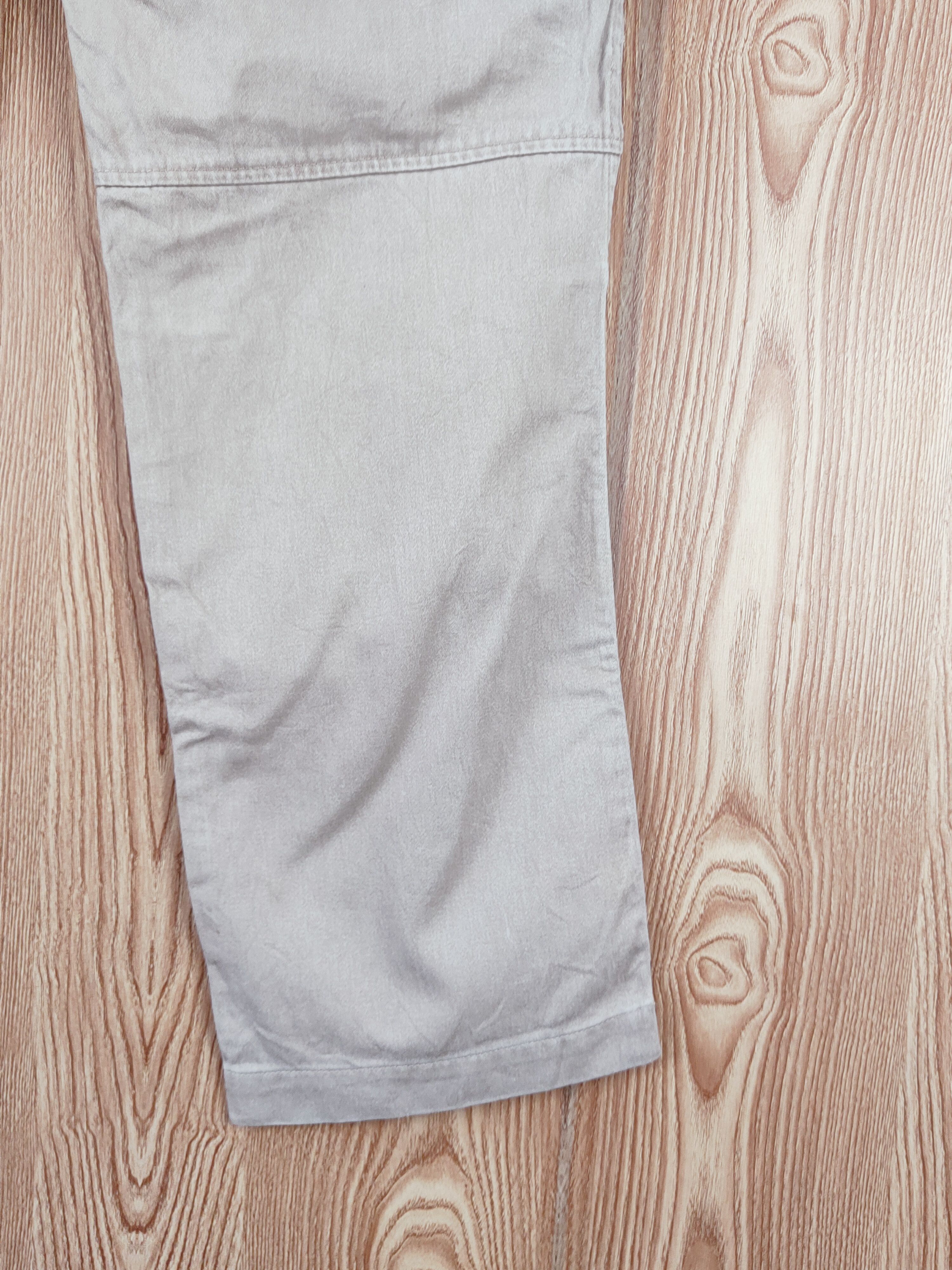 Japanese Brand Uniqlo Cream Multipocket Tactical Cargo Pants #W897 Size US 31 - 11 Thumbnail