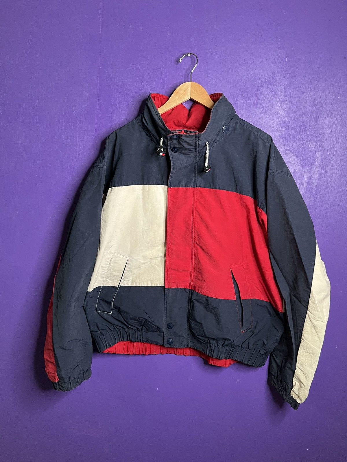 Vintage Vintage 90s Tommy Hilfiger big flag reversible jacket