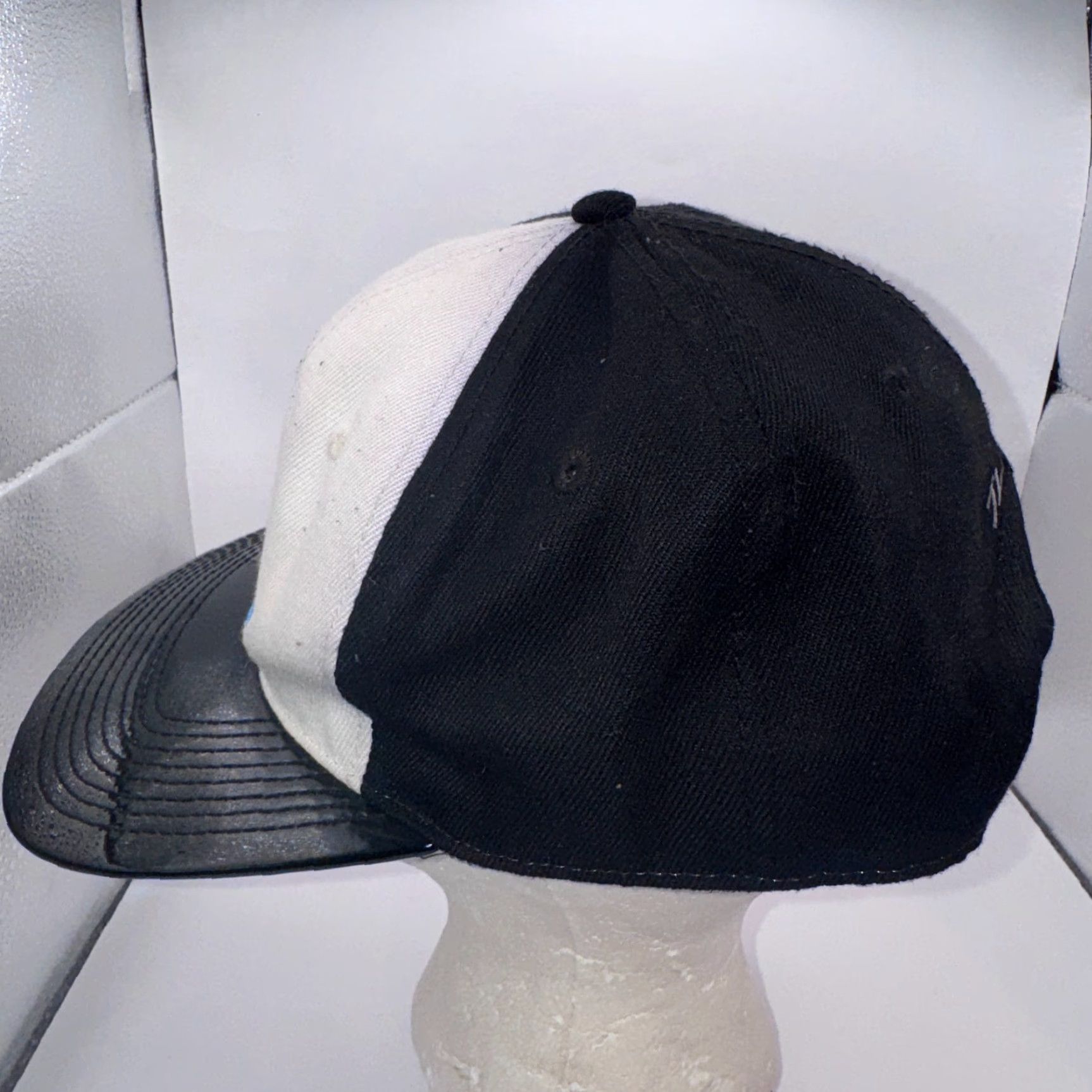 Sony PlayStation Snapback Hat Cap / Black Retro Logo Adjustable Men Cap Japanese Kanji Size ONE SIZE - 4 Thumbnail