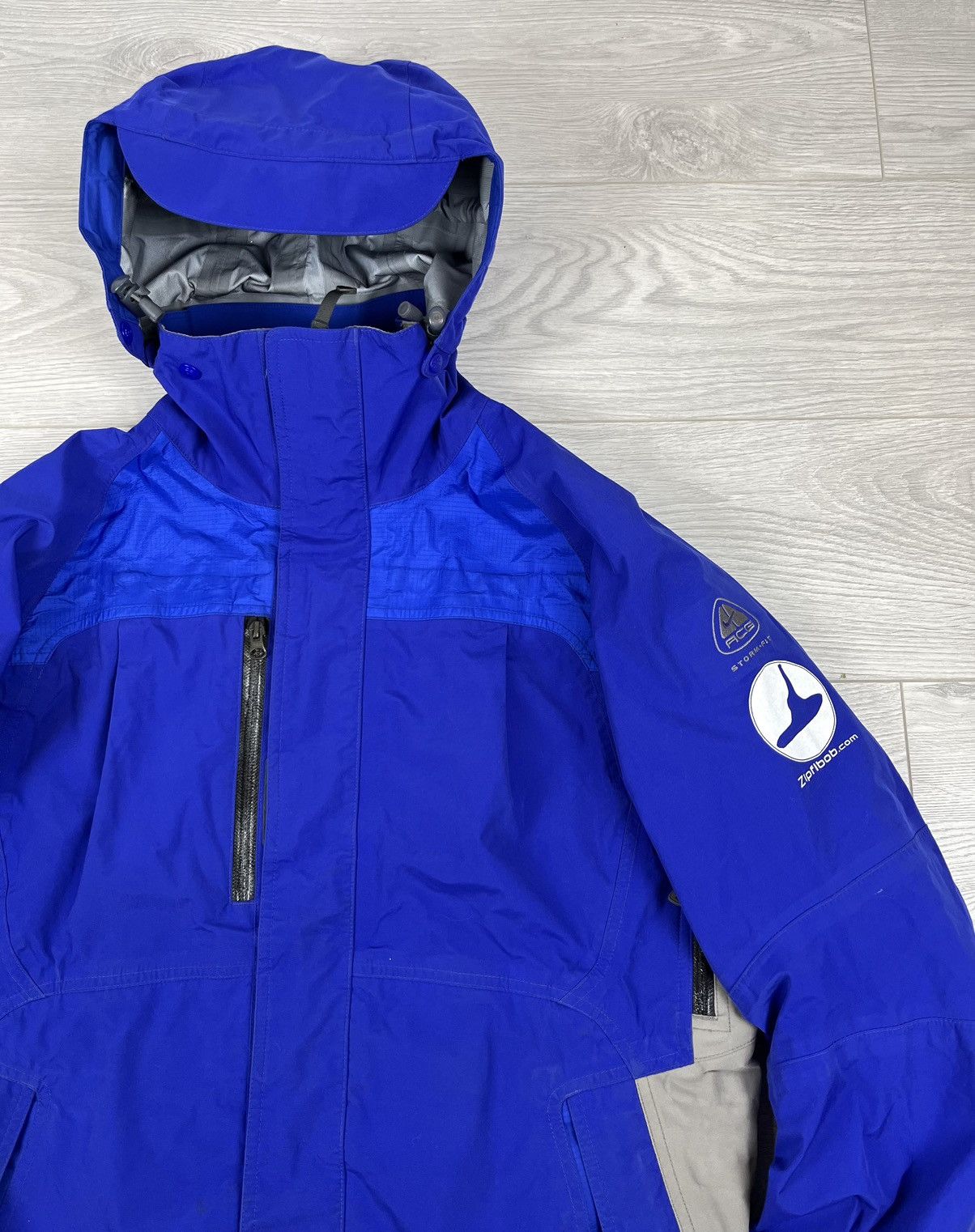 Vintage Nike ACG Vintage 00s Blue Waterproof Gorpcore Jacket Size US S / EU 44-46 / 1 - 5 Thumbnail