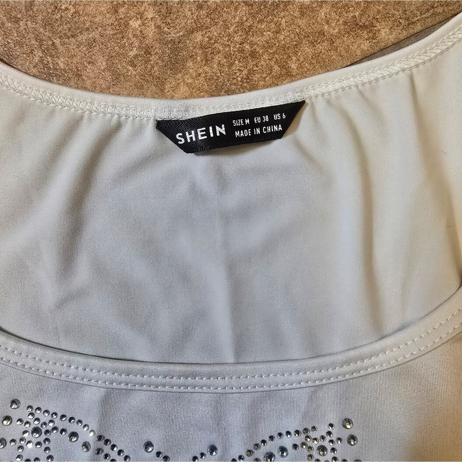 Shein White Butterfly | SHEIN | Cropped Short Sleeve Size M / US 6-8 / IT 42-44 - 3 Thumbnail