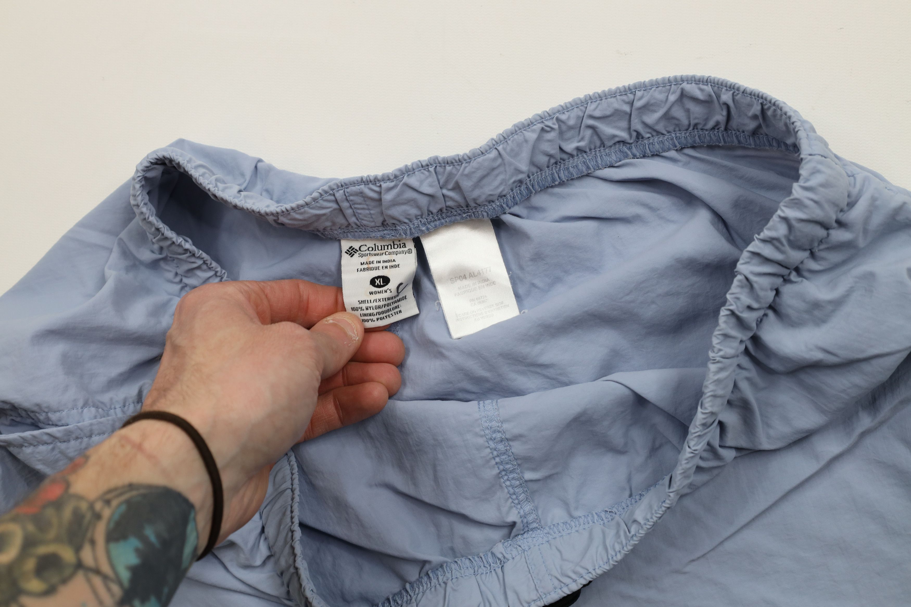 Columbia × Vintage Vintage 90s Columbia Belted Hiking Shorts Light Blue Nylon Size 34" / US 12 / IT 48 - 7 Thumbnail