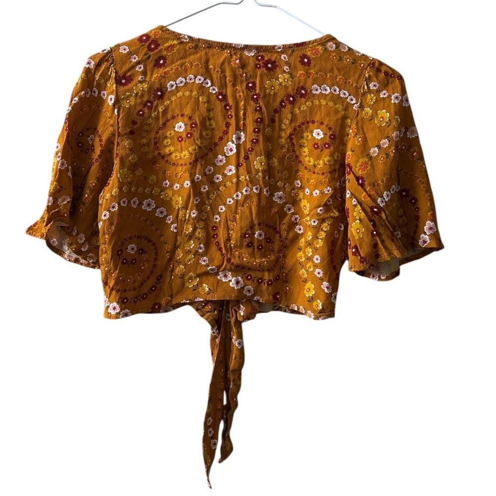 Forever 21 Forever 21 Mustard Yellow Floral Crop Top Size S / US 4 / IT 40 - 3 Thumbnail