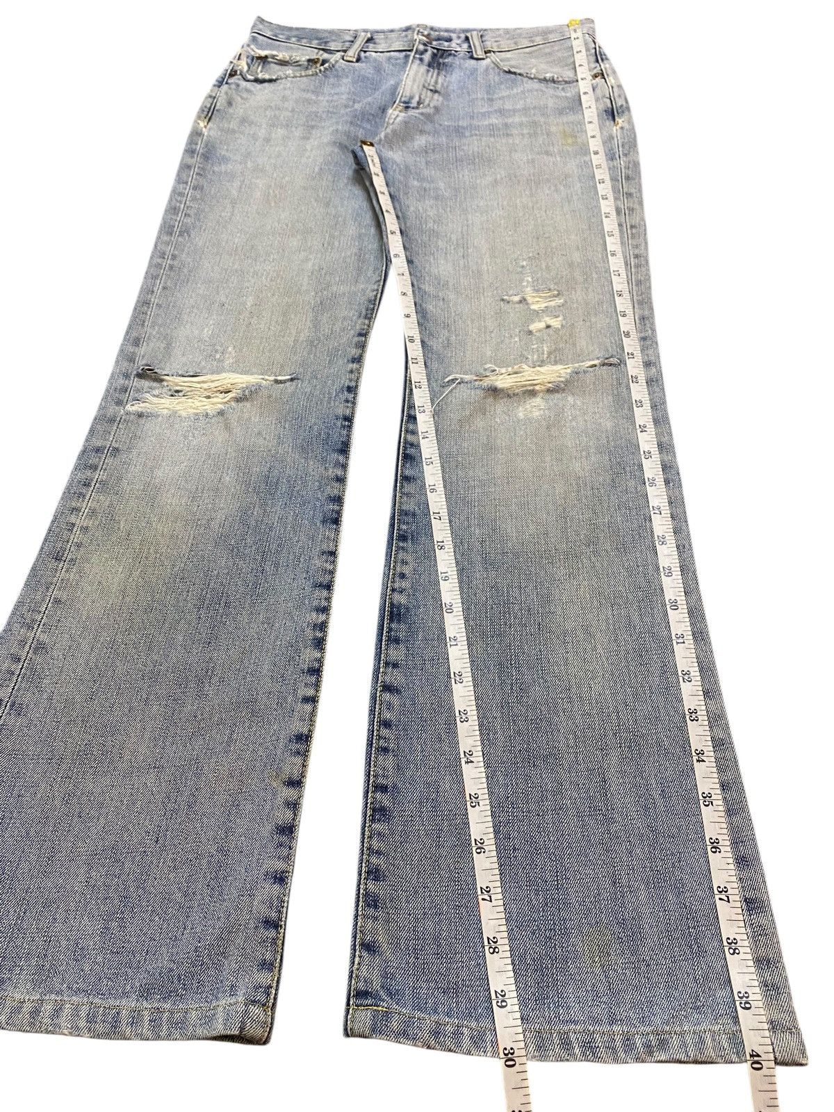 Japanese Brand Vintage Uniqlo Faded Wash Distressed Flare Jeans Size US 31 - 16 Thumbnail