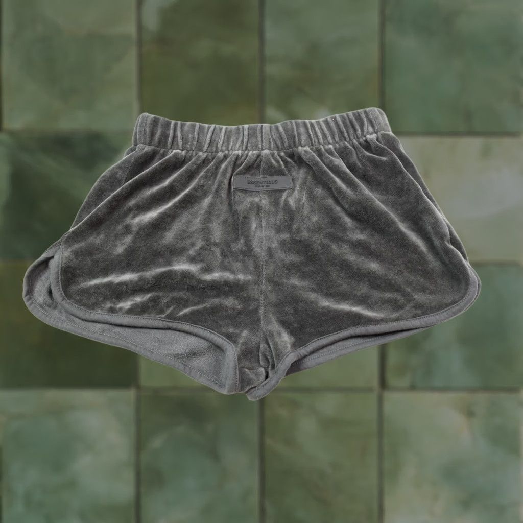 Fear of God Fear of God ESSENTIALS Velour Beach Shorts Womens Small Gray Pull-On Relaxed Fit Size 28" / US 6 / IT 42 - 1 Thumbnail