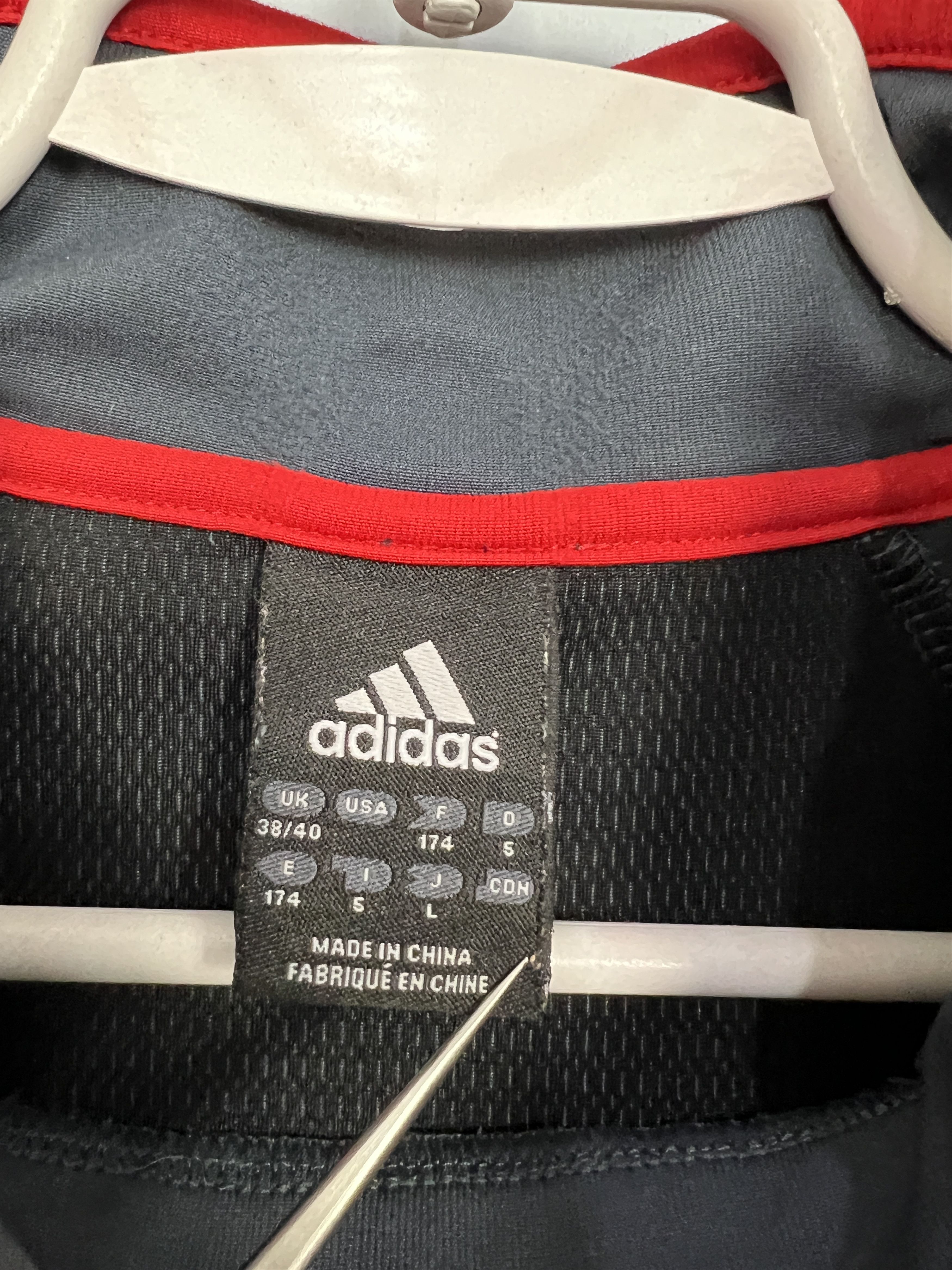 Adidas Liverpool Football Player Issue Train Sweatshirt Track Top Size US M / EU 48-50 / 2 - 7 Thumbnail