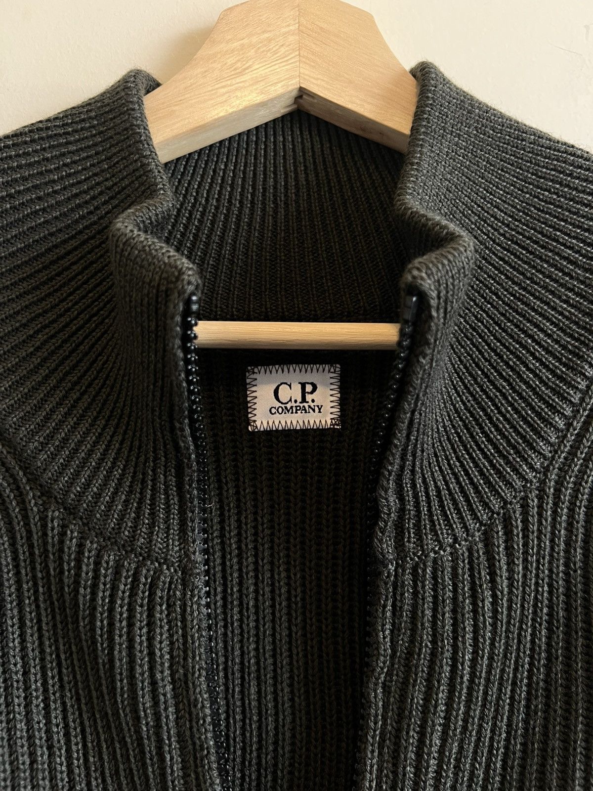 C.P. Company C.P. Company Knit Lens Sleeve Sweater Size Large 54 Size US L / EU 52-54 / 3 - 2 Thumbnail