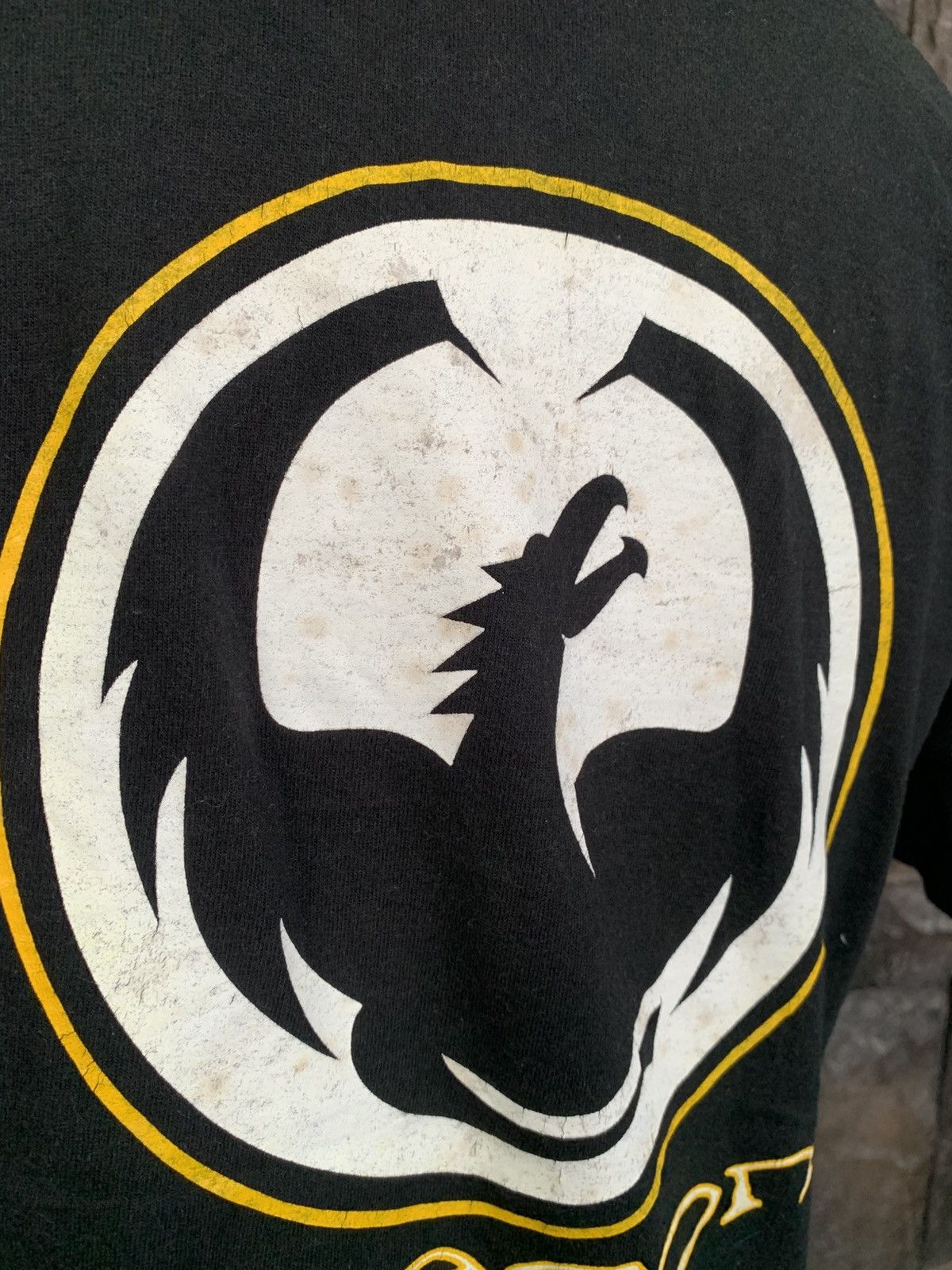 Vintage Vintage 90s Dragon Skateboards / Surf / Streetwear T shirt Size US M / EU 48-50 / 2 - 3 Thumbnail