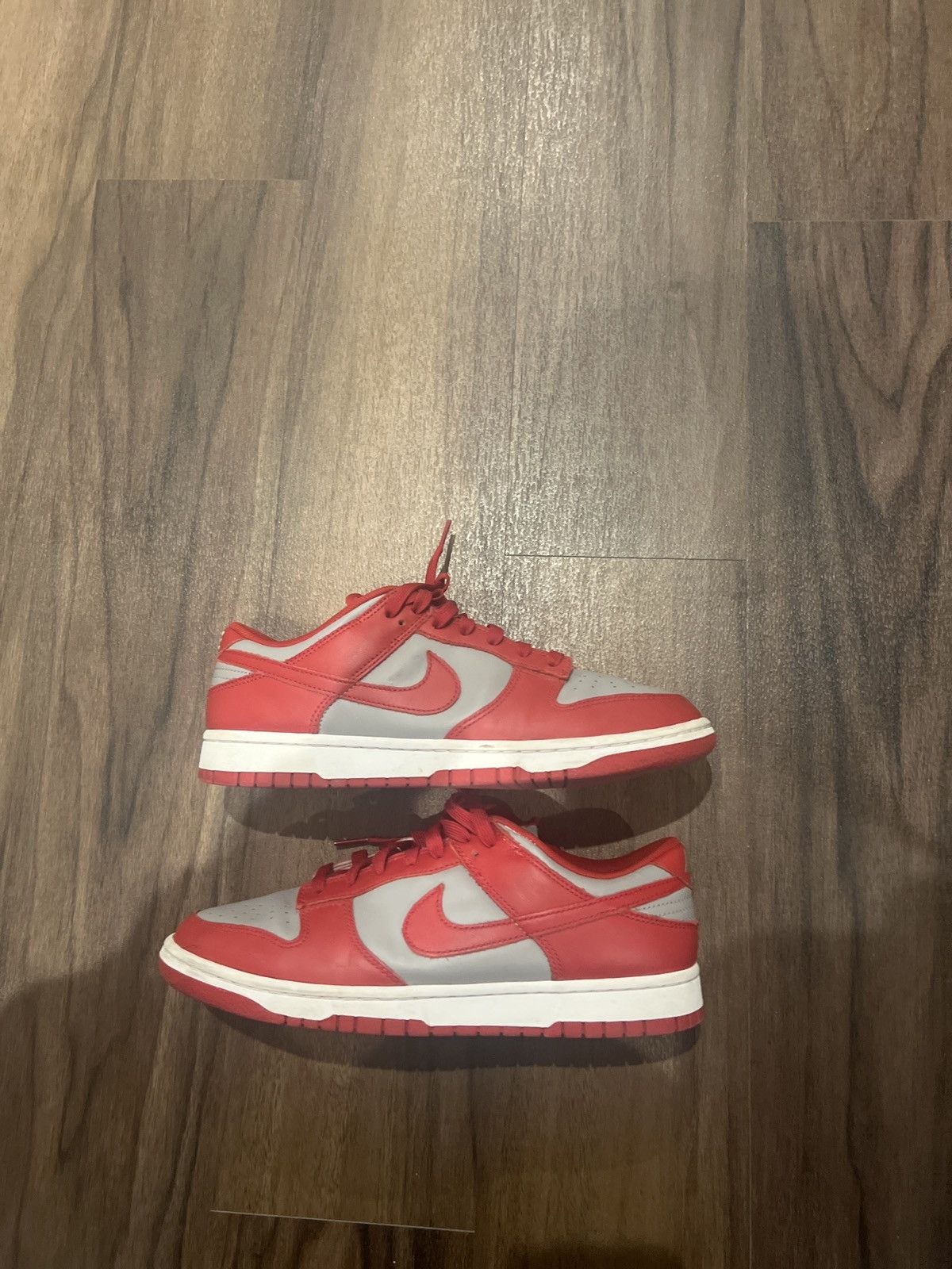 Nike Nike dunk red and grey Size US 9.5 / EU 42-43 - 2 Thumbnail