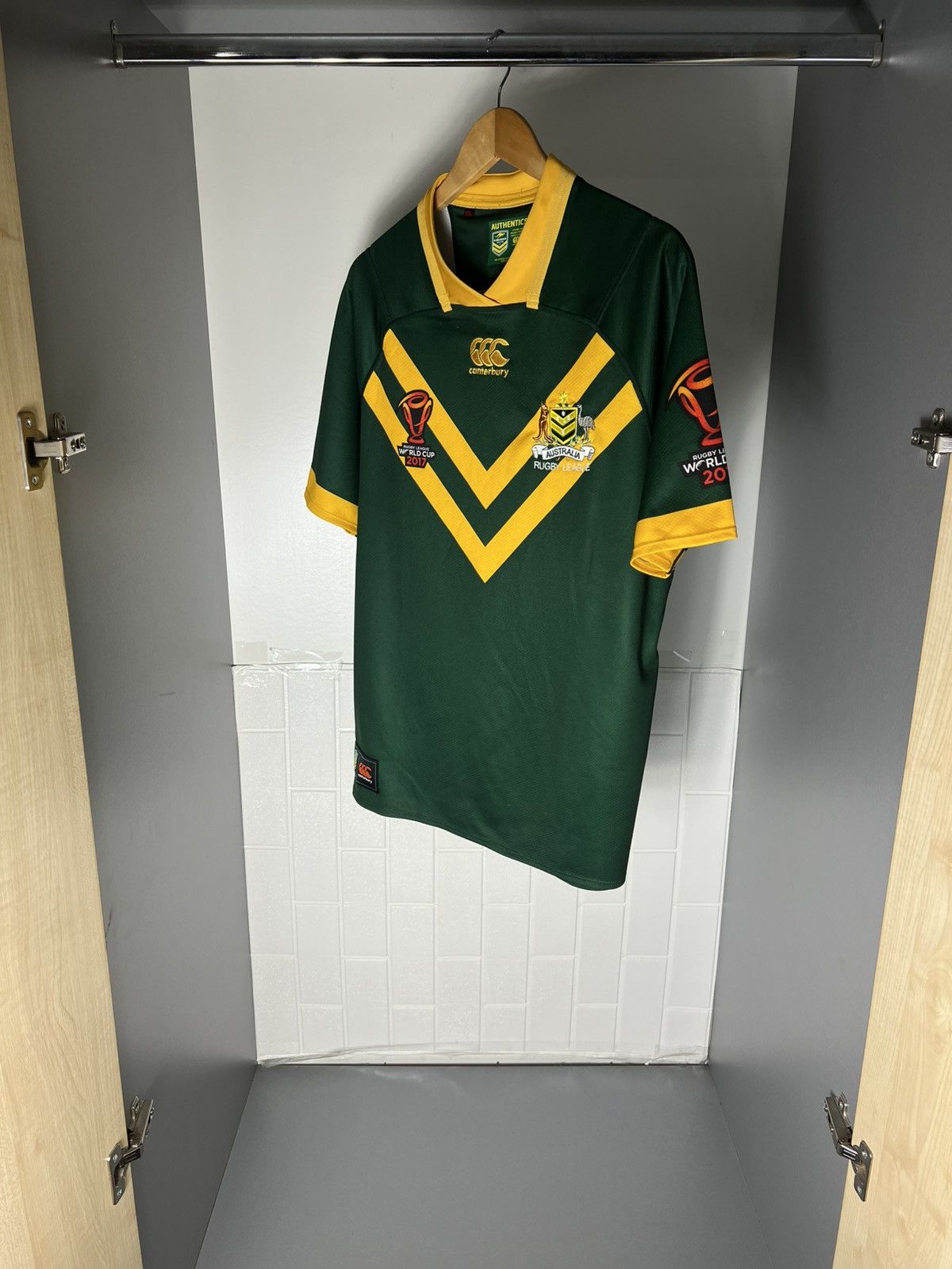Canterbury of New Zealand VINTAGE CANTERBURY NRL AUSTRALIA RETRO RUGBY JERSEY Y2K 90s Size US XL / EU 56 / 4 - 9 Thumbnail