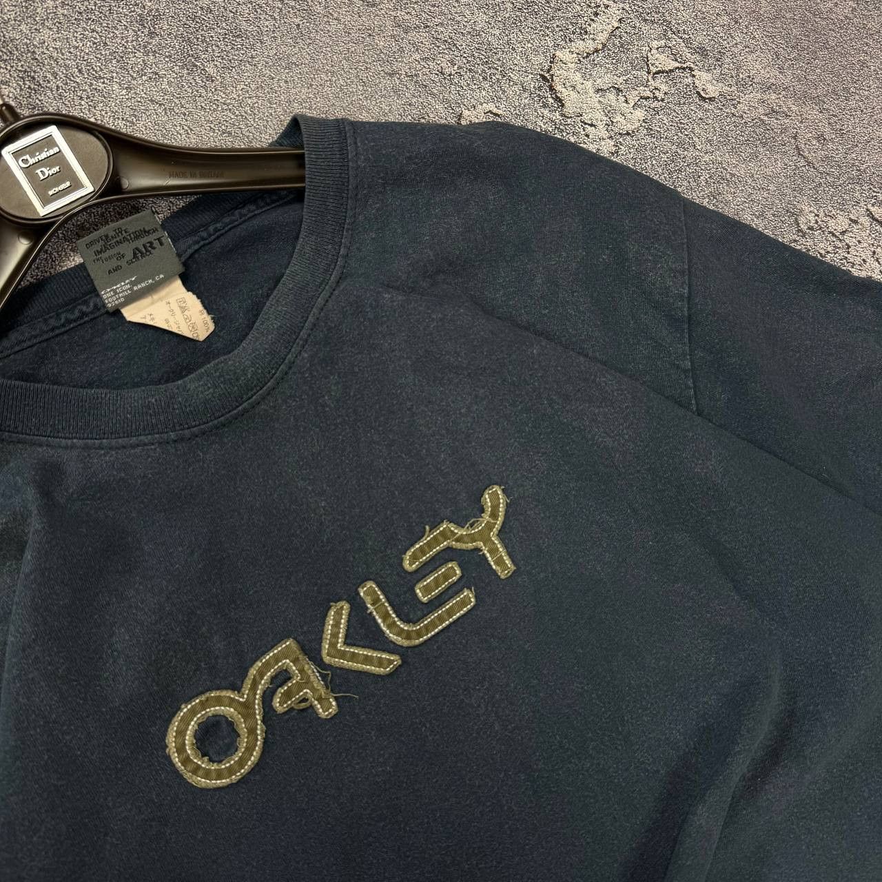 Oakley Vintage Oakley T-Shirt 90s Y2K Big Logo Size L Size US XL / EU 56 / 4 - 3 Thumbnail