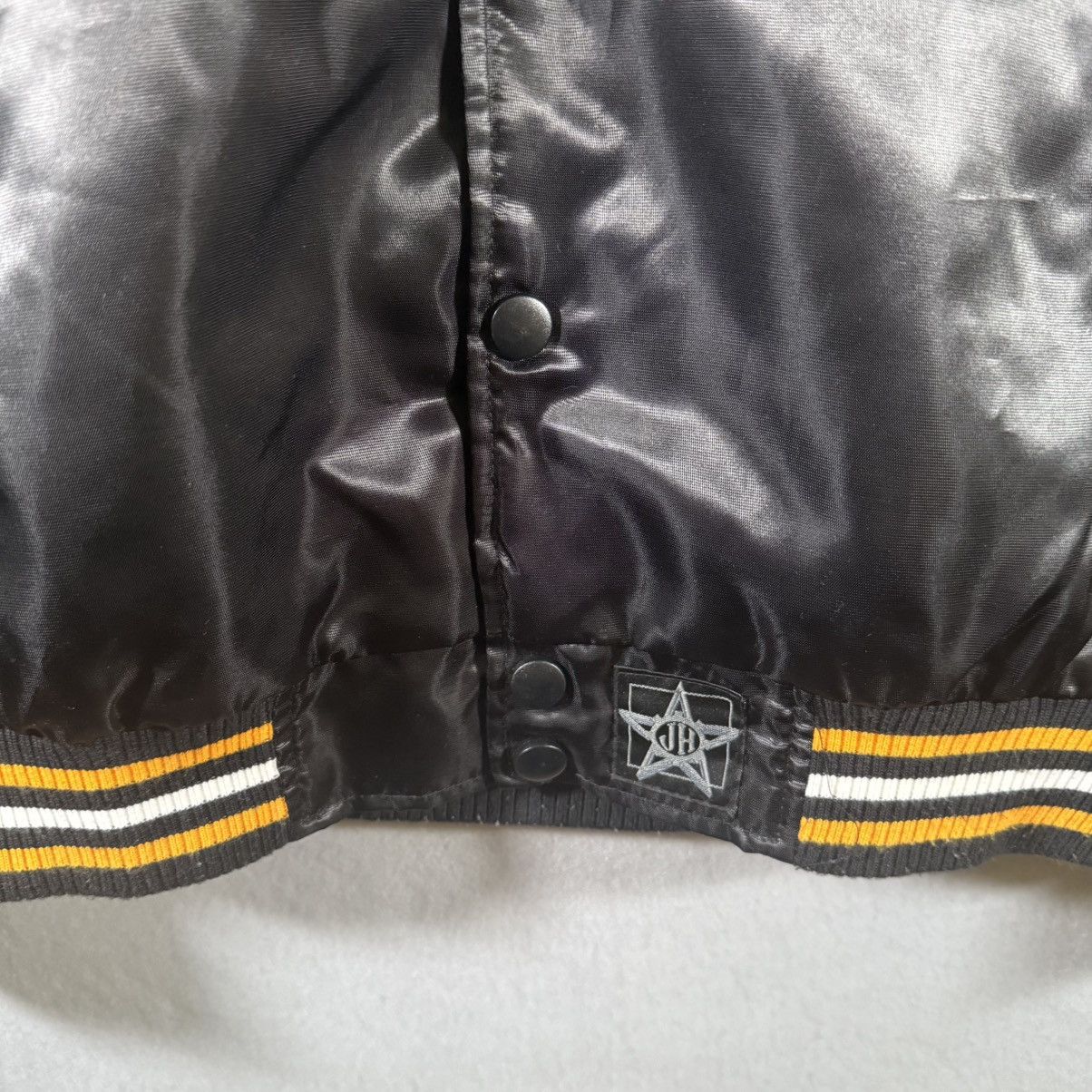 JH Design JH Design NBA Los Angeles Lakers Big Logo Black Satin jacket Size US L / EU 52-54 / 3 - 4 Thumbnail