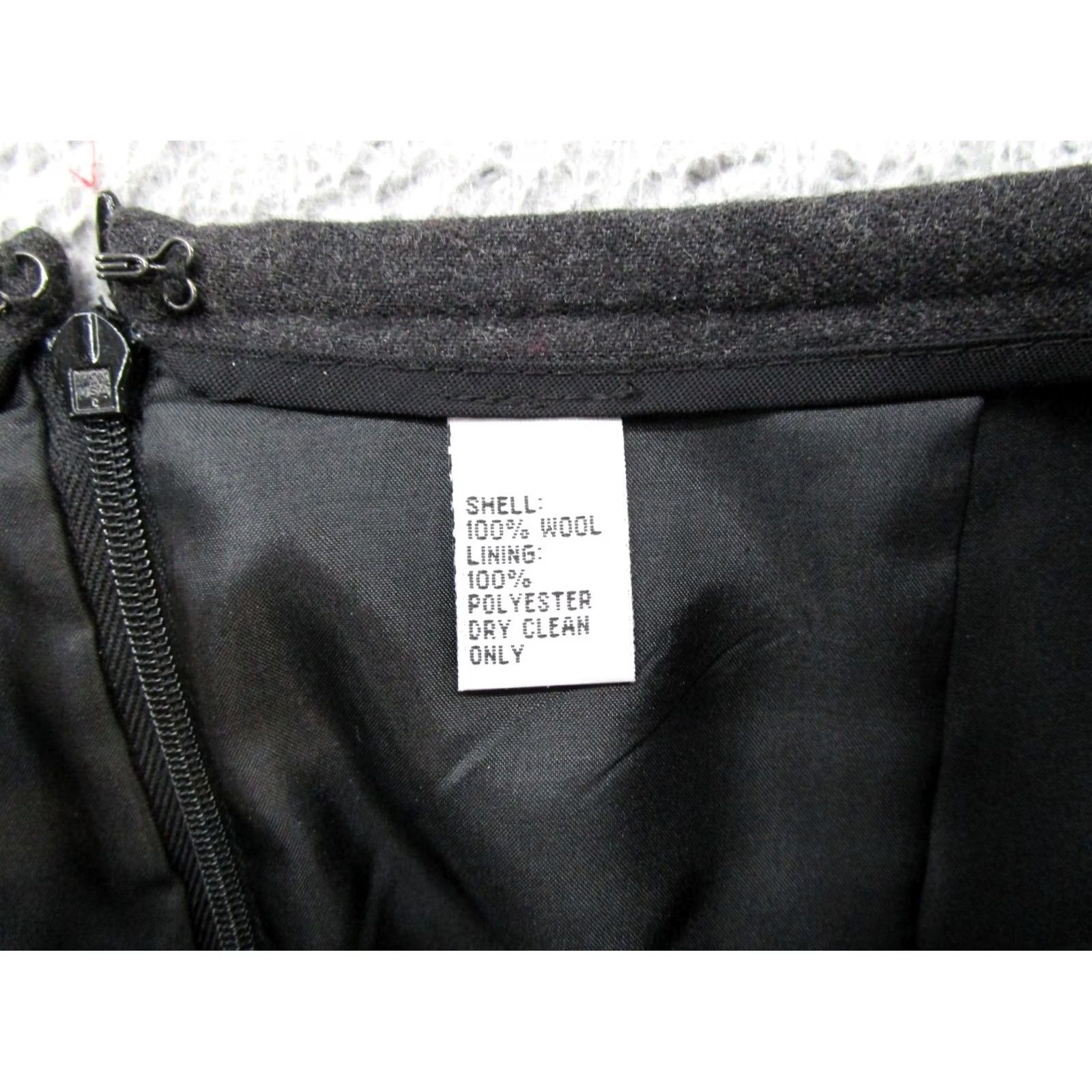 Talbots VINTAGE Talbots Women’s 100% Wool Black A-line Career Skirt Size 10 Back Slit Size 32" / US 10 / IT 46 - 4 Thumbnail