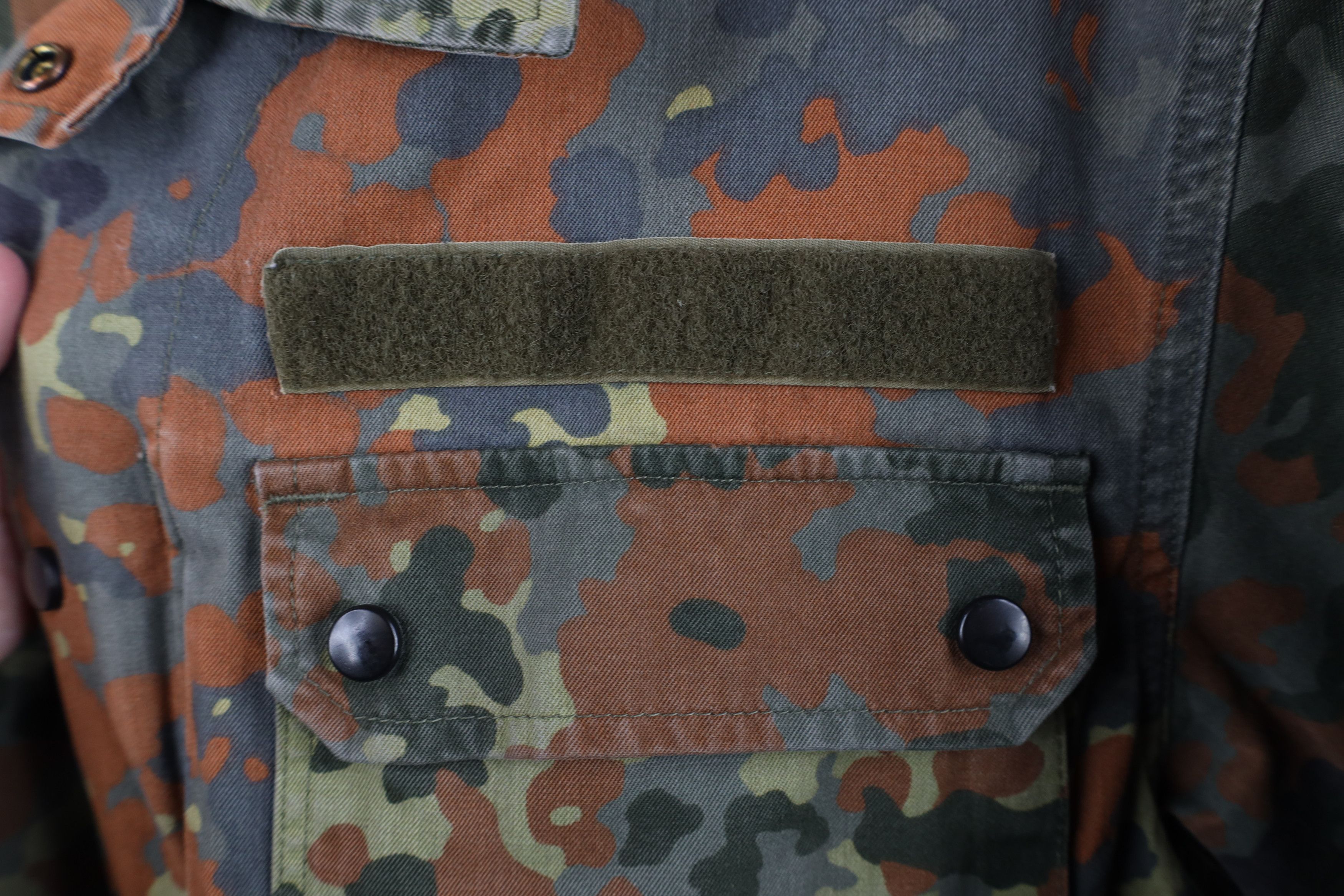 Vintage Vintage 90s German Military Camouflage Shirt Field Jacket Size US L / EU 52-54 / 3 - 5 Thumbnail
