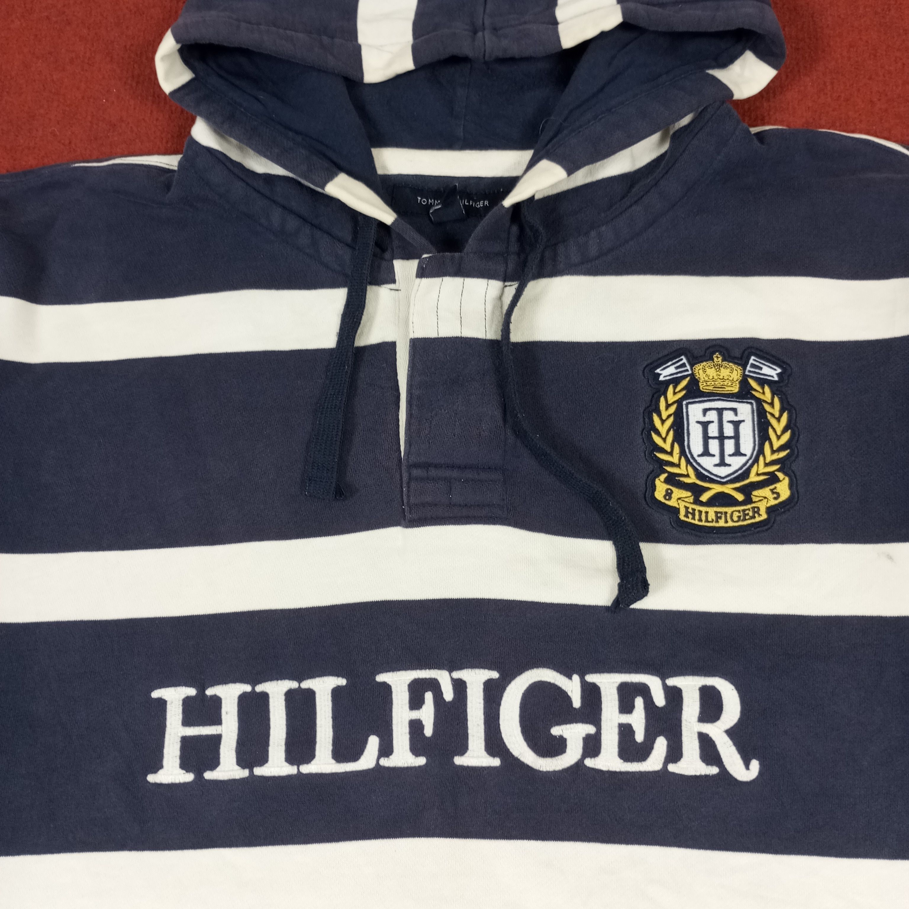 Tommy Hilfiger Tommy Hilfiger Center Spellout Stripes Design Hoodies Size US XL / EU 56 / 4 - 2 Thumbnail