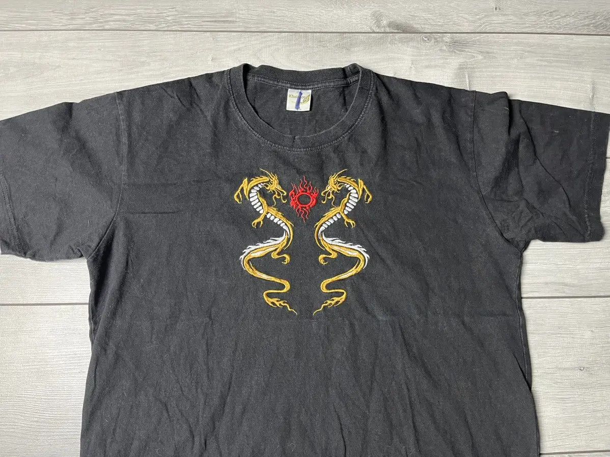 Japanese Brand Vintage dragons two Japanese T-shirt size XLarge Size US XL / EU 56 / 4 - 3 Thumbnail