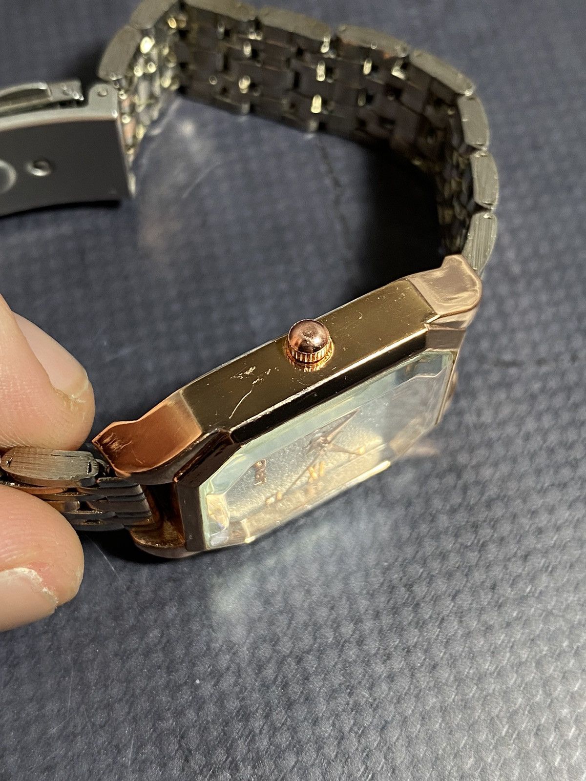 Japanese Brand Vintage LARSU Elegant Gold-Silver Watch - Japanese Brand Size ONE SIZE - 9 Thumbnail