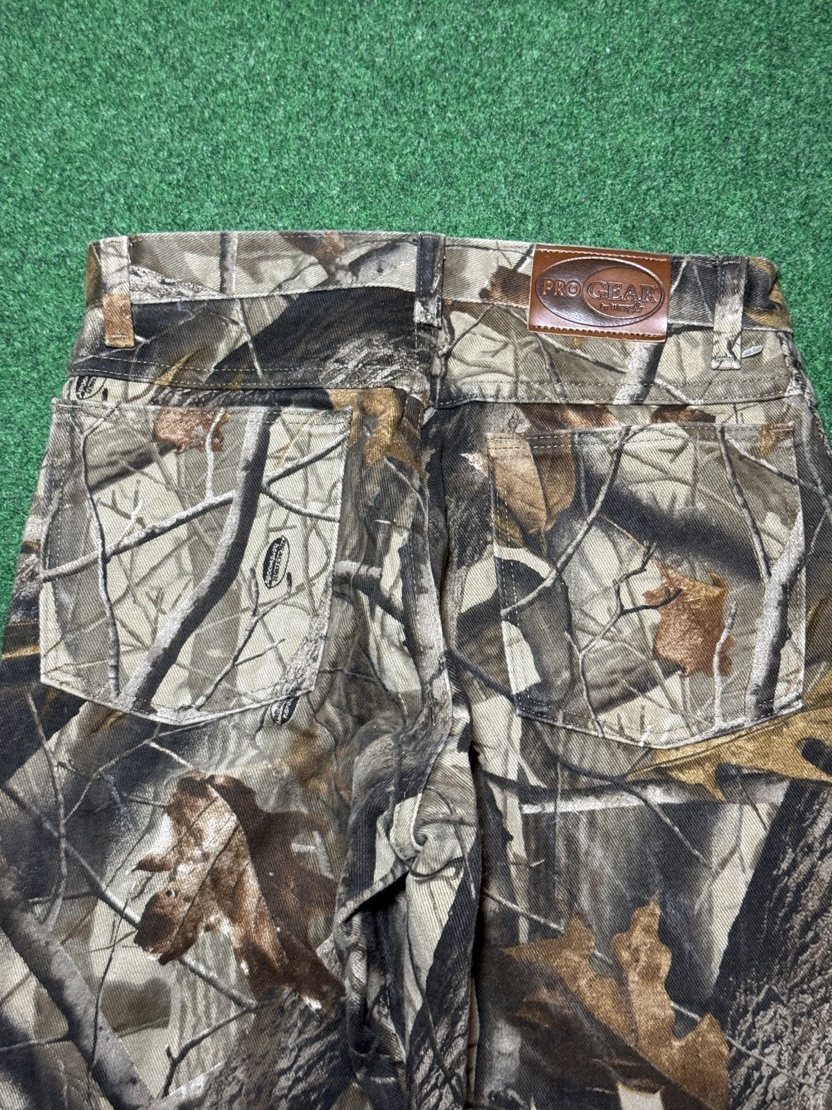 Realtree Vintage Y2K Wrangler Realtree Camo Straight 16 28x29 Pants Size US 28 / EU 44 - 2 Thumbnail