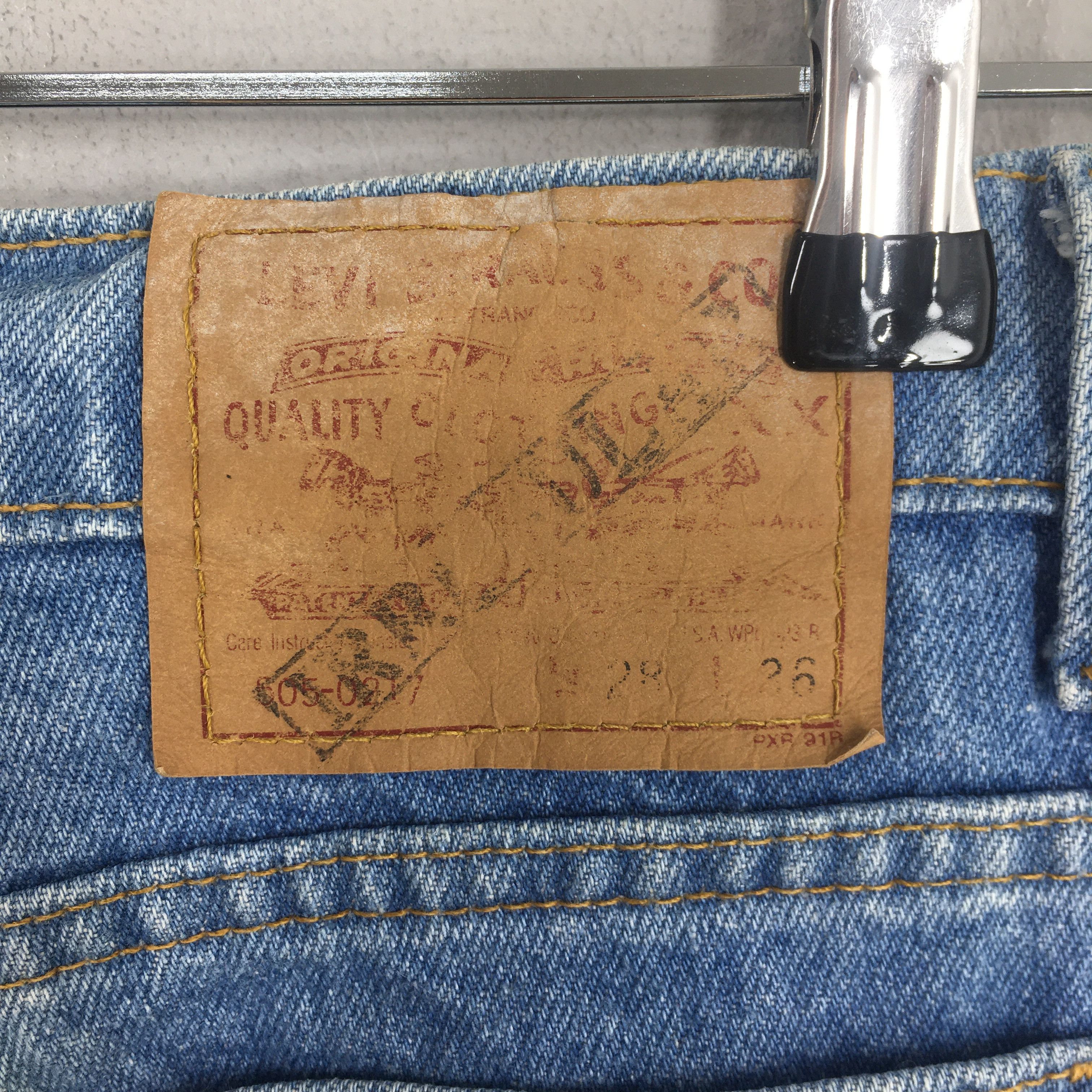 Levi's Size 25x34 Vintage 90s Levi's 505 Faded Blue Jeans S224 Size 25" / US 0 / IT 36 - 11 Thumbnail