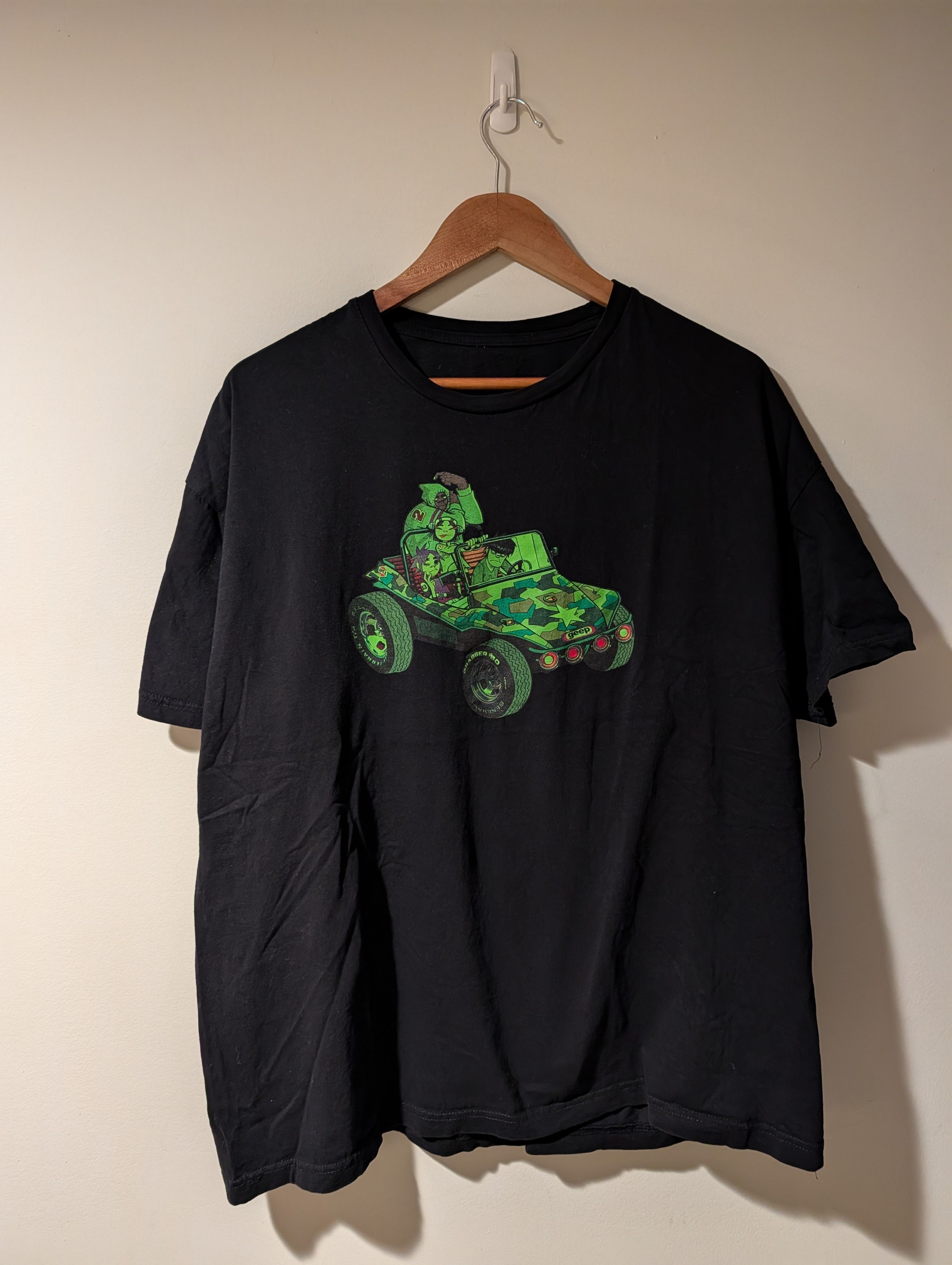 Band Tees Vintage 2010's Gorillaz Self-Titled Jeep XX-Large T-Shirt Size US XXL / EU 58 / 5 - 1 Thumbnail