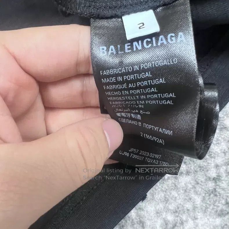 Balenciaga Balenciaga Spray Painted Blurred Logo Size US M / EU 48-50 / 2 - 3 Thumbnail