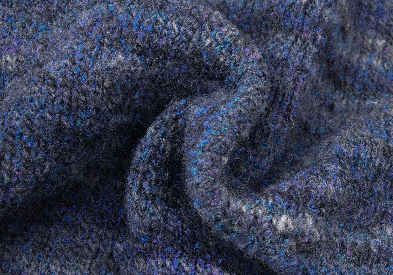 Issey Miyake Wool Nylon Mix Color Knit Sweater in Blue, Size M Size US M / EU 48-50 / 2 - 10 Thumbnail
