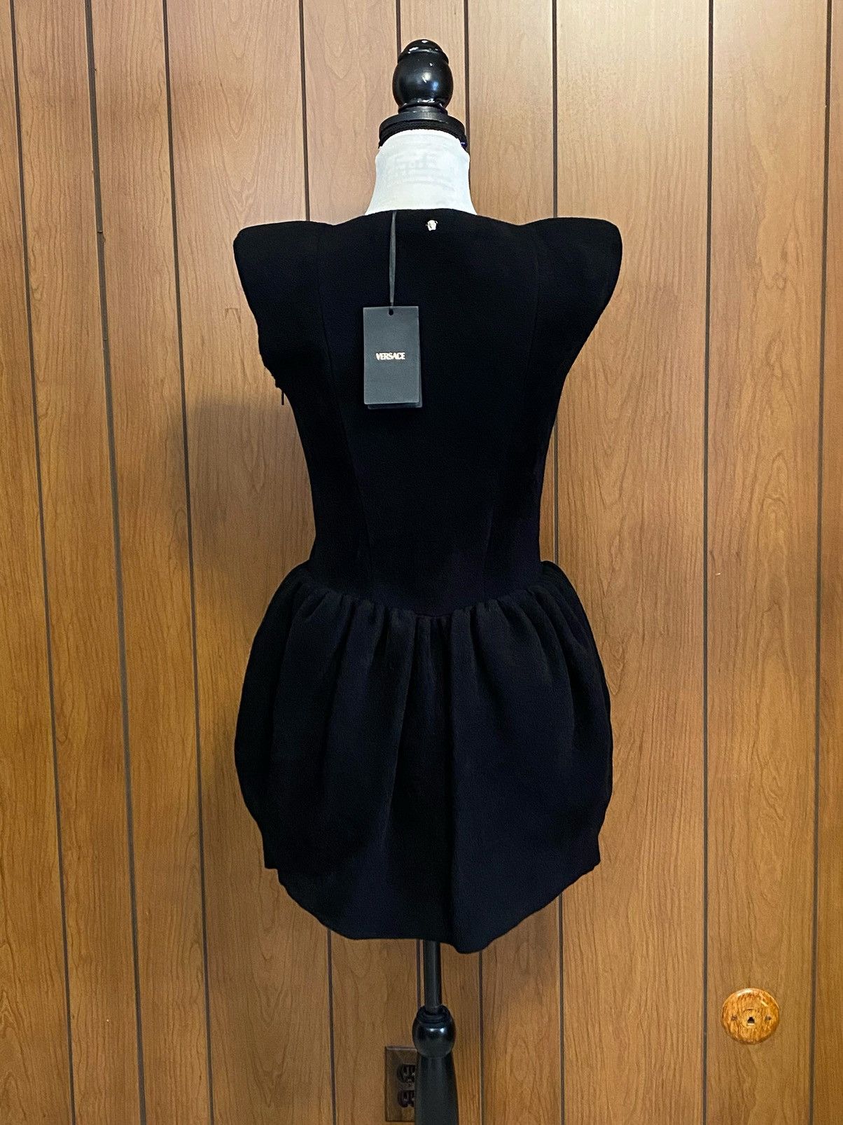 Versace Versace Voluminous knit mini dress size 44/us size 8 Size M / US 6-8 / IT 42-44 - 7 Thumbnail