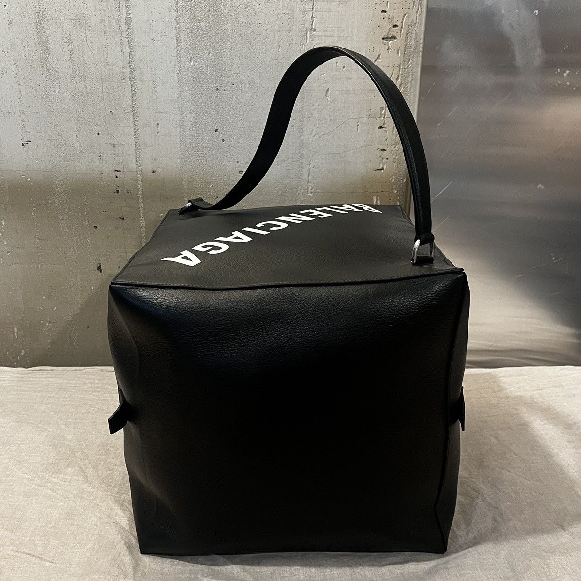 Balenciaga $3150 Balenciaga Giant 4X4 Large Leather Box Bag, 748194 Size ONE SIZE - 6 Thumbnail