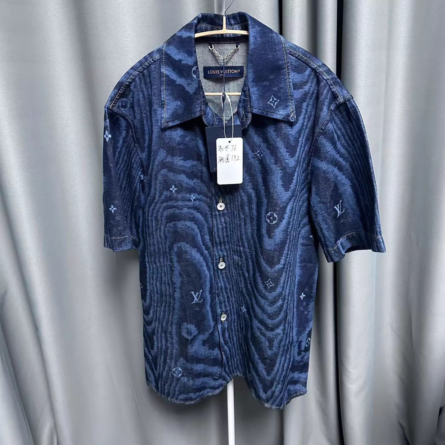 Louis Vuitton LV FW25 Men's Printed SS Denim BD Shirt Blue L Size US L / EU 52-54 / 3 - 1 Thumbnail