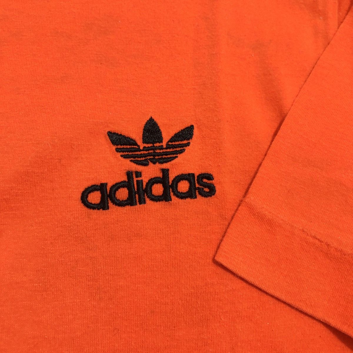 Vintage Vintage 90s Adidas T-Shirt Size US S / EU 44-46 / 1 - 2 Thumbnail
