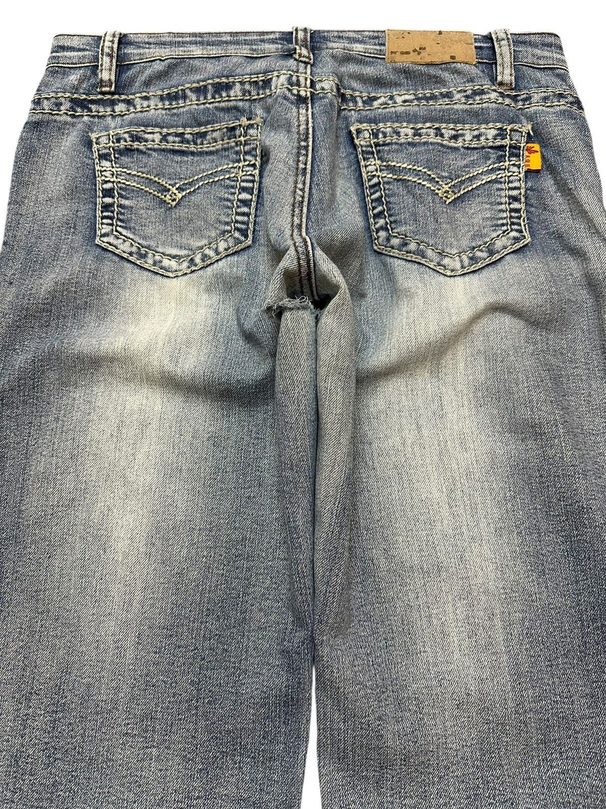 Hysteric Glamour Vintage Japanese Brand Blue Faded Wash Style Flare Jeans Size US 32 / EU 48 - 5 Thumbnail