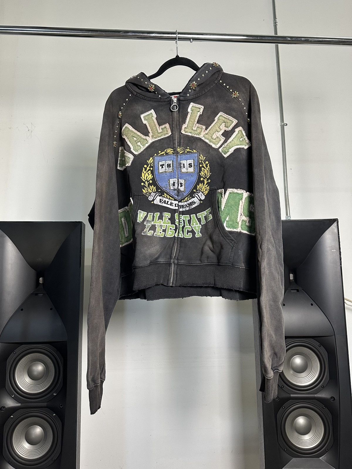 Vale VALE Lives Forever “Gem” Zip Up Hoodie Size US XL / EU 56 / 4 - 1 Thumbnail