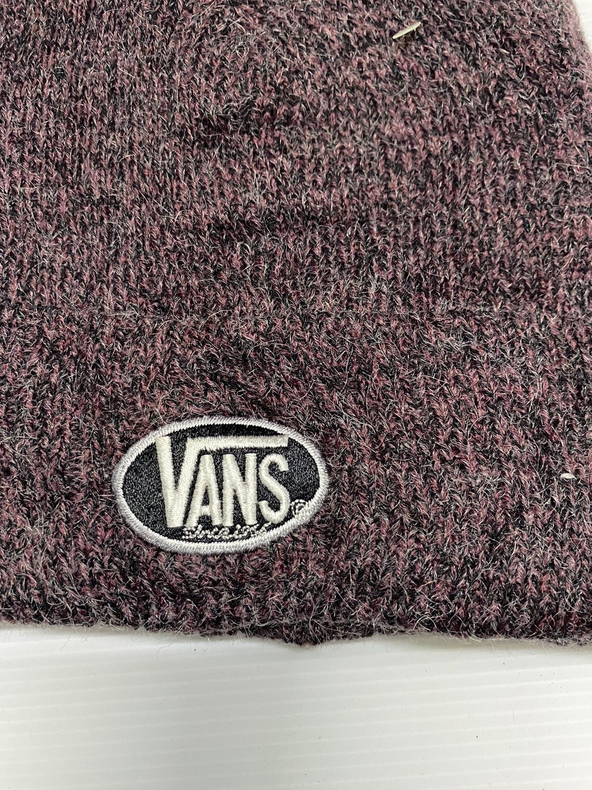 Vans Vans Small Logo Embroidery Beanie Hat Size ONE SIZE - 2 Thumbnail