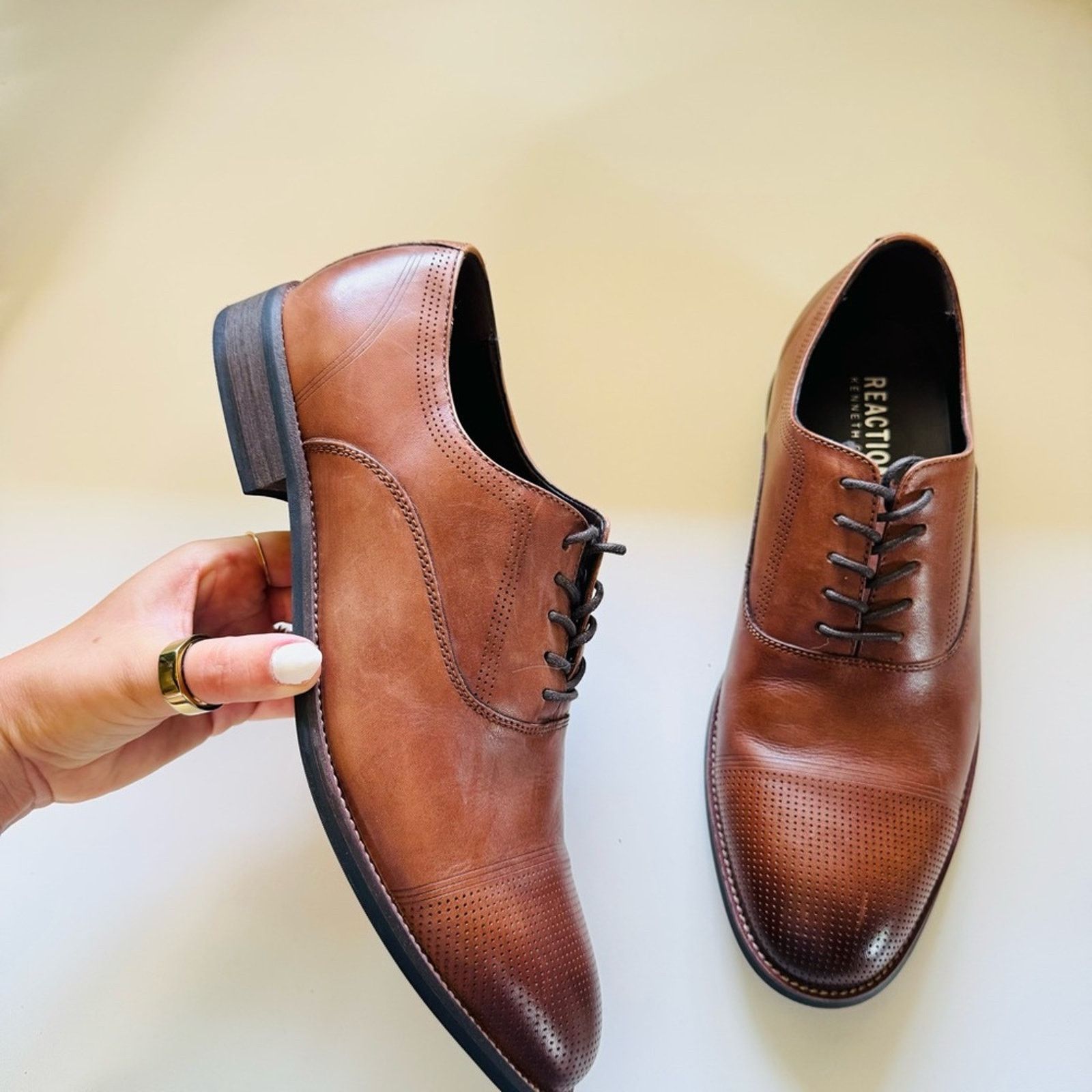 KENNETH COLE Dark Brown Mahogany Leather Derby Oxford Shoes display picture 1