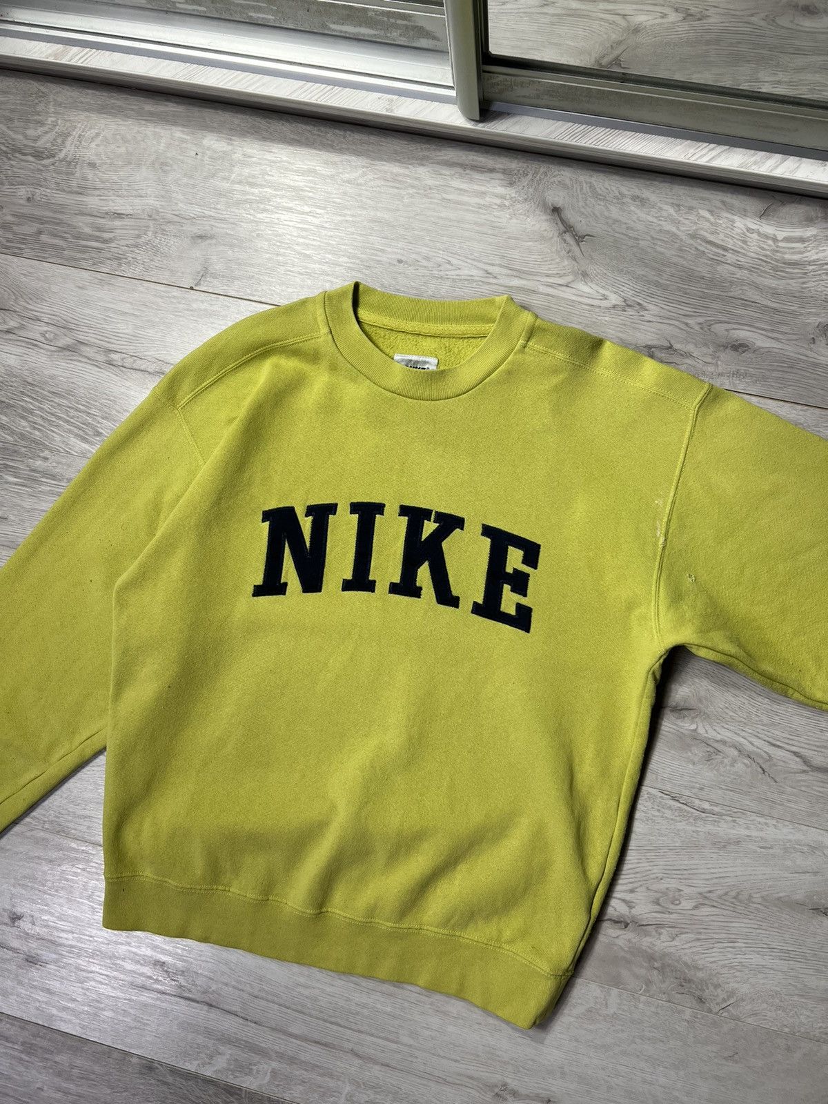 Nike × Vintage 90s Vintage Nike Embroidered Big Logo Oversized Sweatshirt Size US M / EU 48-50 / 2 - 8 Thumbnail