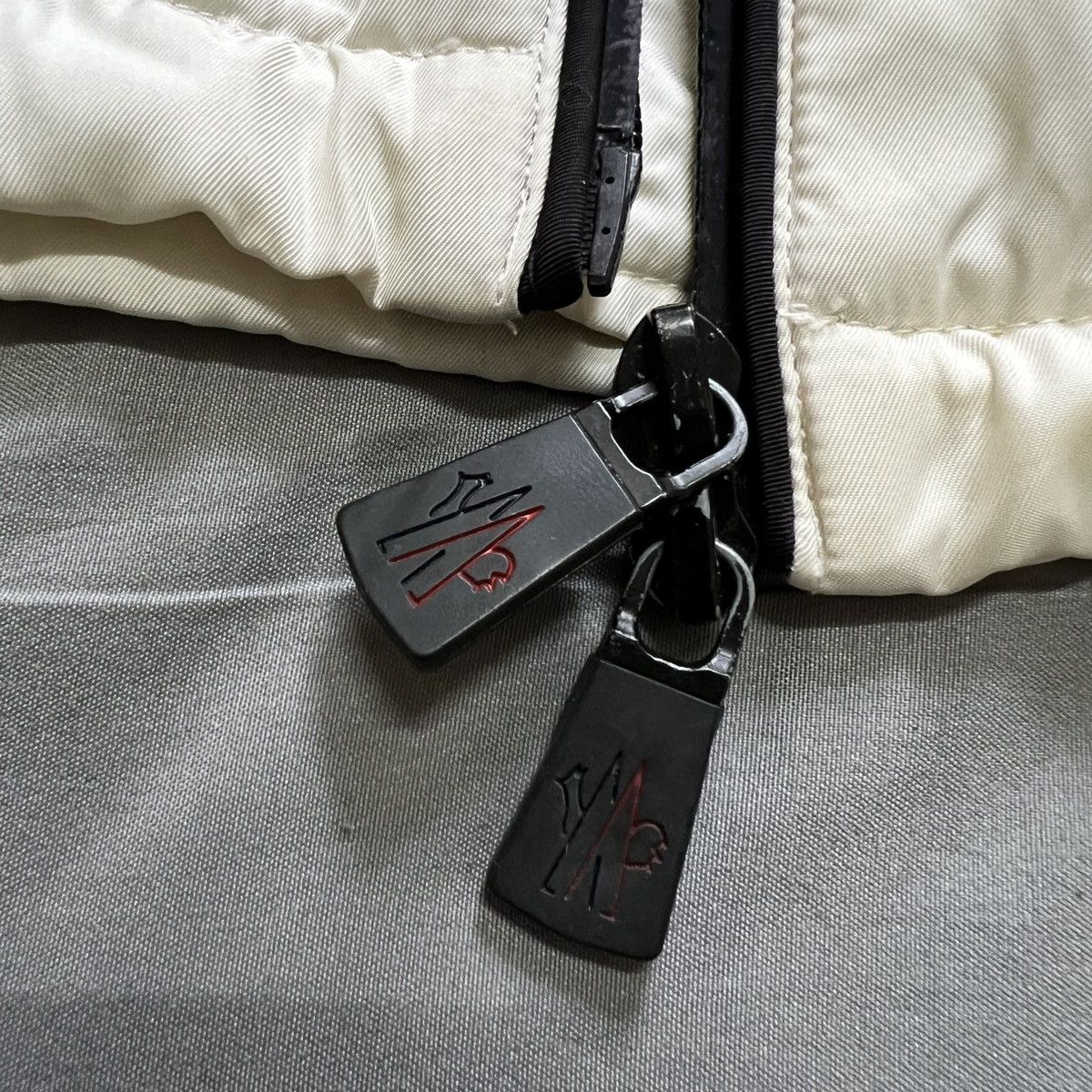 Moncler Grenoble Moncler grenoble Jacket Size US L / EU 52-54 / 3 - 12 Thumbnail