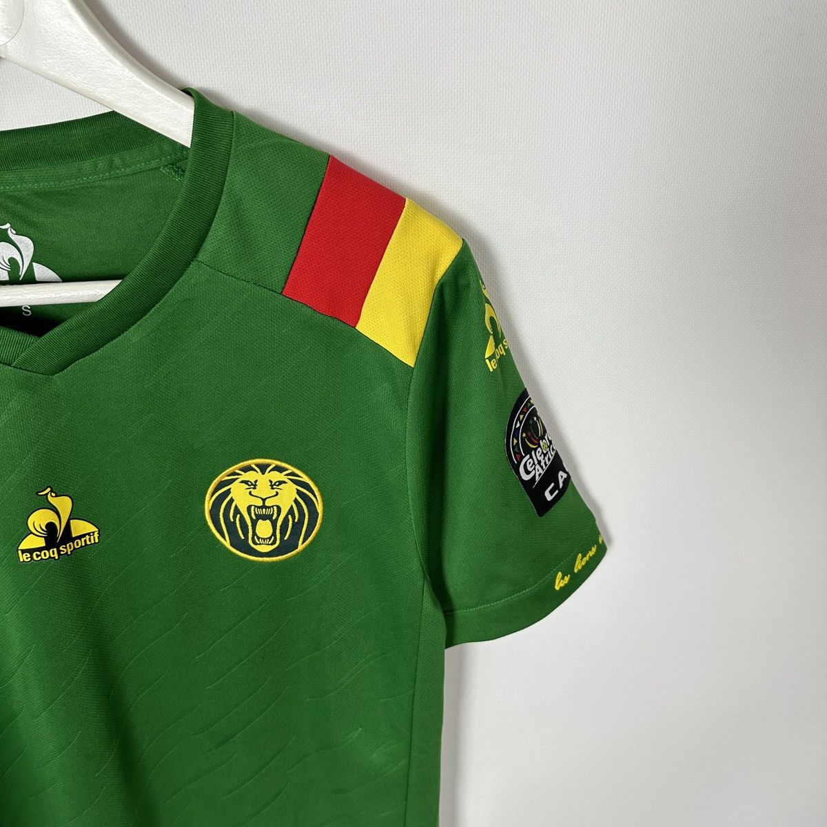 Other Cameroon Qatar 2022 Home Jersey rare Le Coq Sportif y2k og Size US S / EU 44-46 / 1 - 4 Thumbnail