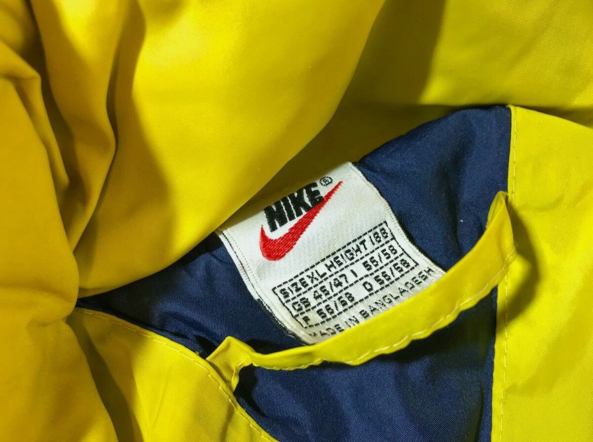 Nike Vintage 90’s Nike Rare Puffer Jacket Big Swoosh XL Blue Size US XL / EU 56 / 4 - 3 Thumbnail