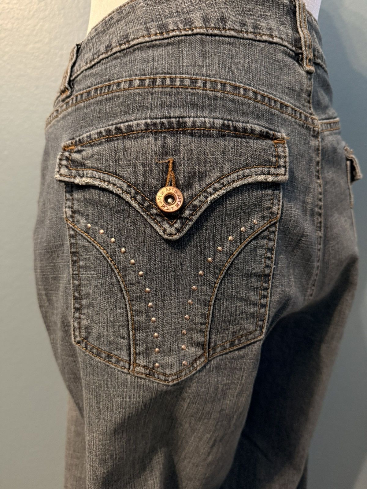 Apt. 9 ApT 9 Distressed size 16 jeans Size 38" / US 16 / IT 52 - 4 Thumbnail