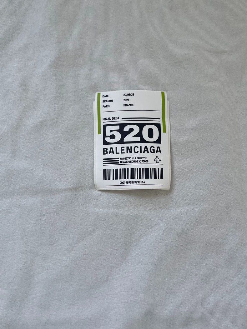 Balenciaga Balenciaga Valentine's Day Limited Letter Print Badge Crew Size US M / EU 48-50 / 2 - 3 Thumbnail