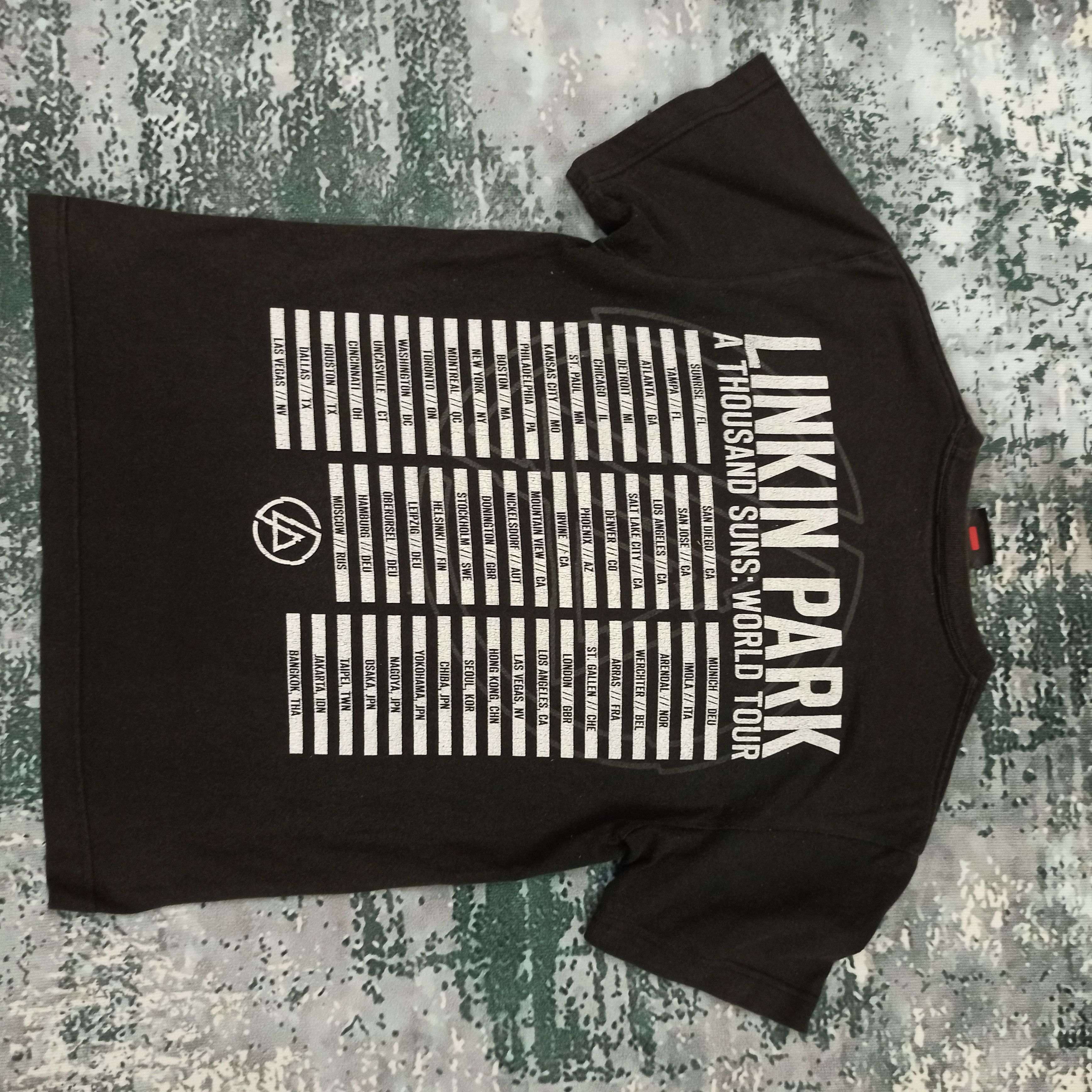 Band Tees Vintage Linkin Park SUN FADED Colour Promo Tshirt Size US S / EU 44-46 / 1 - 4 Thumbnail
