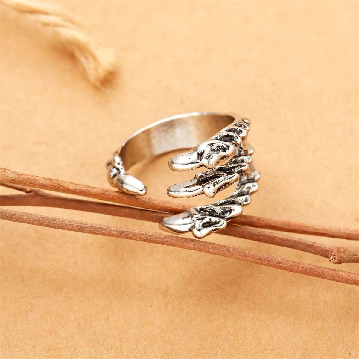 Handmade × Jewelry Gothic Punk Dragon Claw Ring Size ONE SIZE - 3 Thumbnail