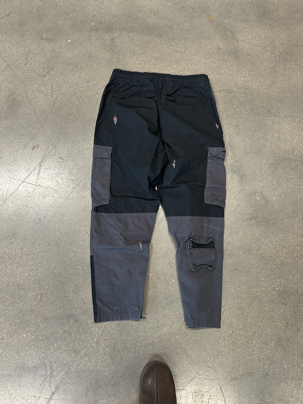 Jordan Brand × Travis Scott Jordan travis scott cargo pant black Size US 36 / EU 52 - 5 Thumbnail