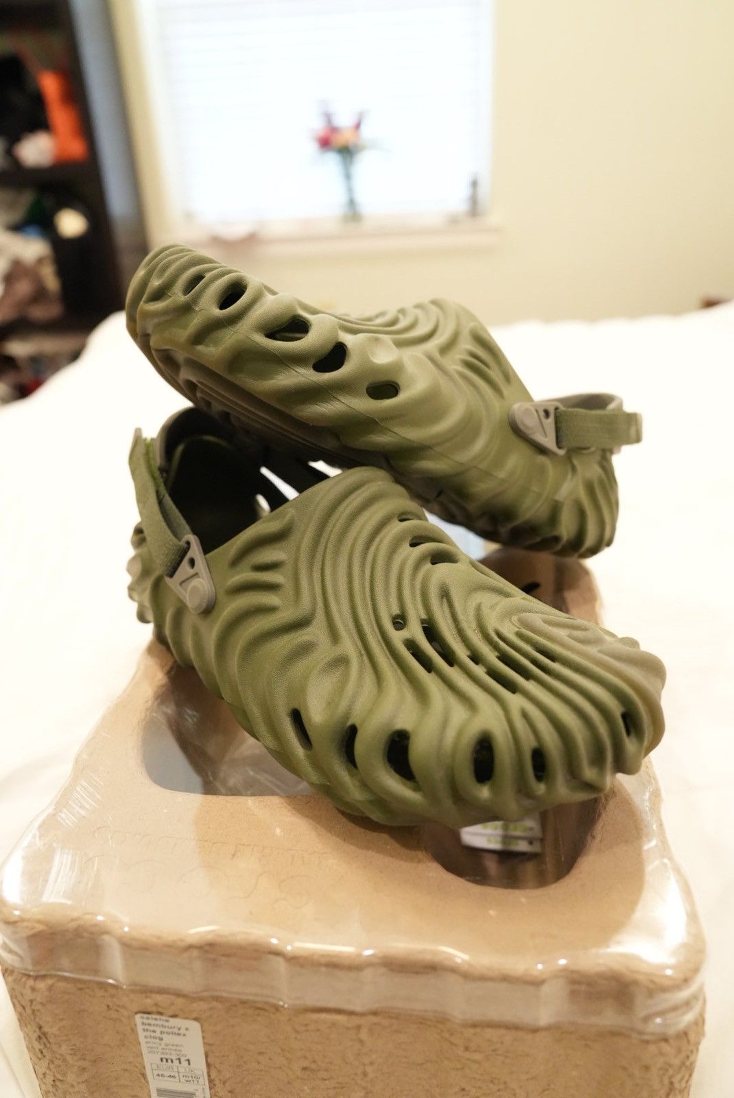 Crocs × Salehe Bembury Salehe Bembury x The Pollex Clog Cucumber Crocs Size US 11 / EU 44 - 2 Thumbnail